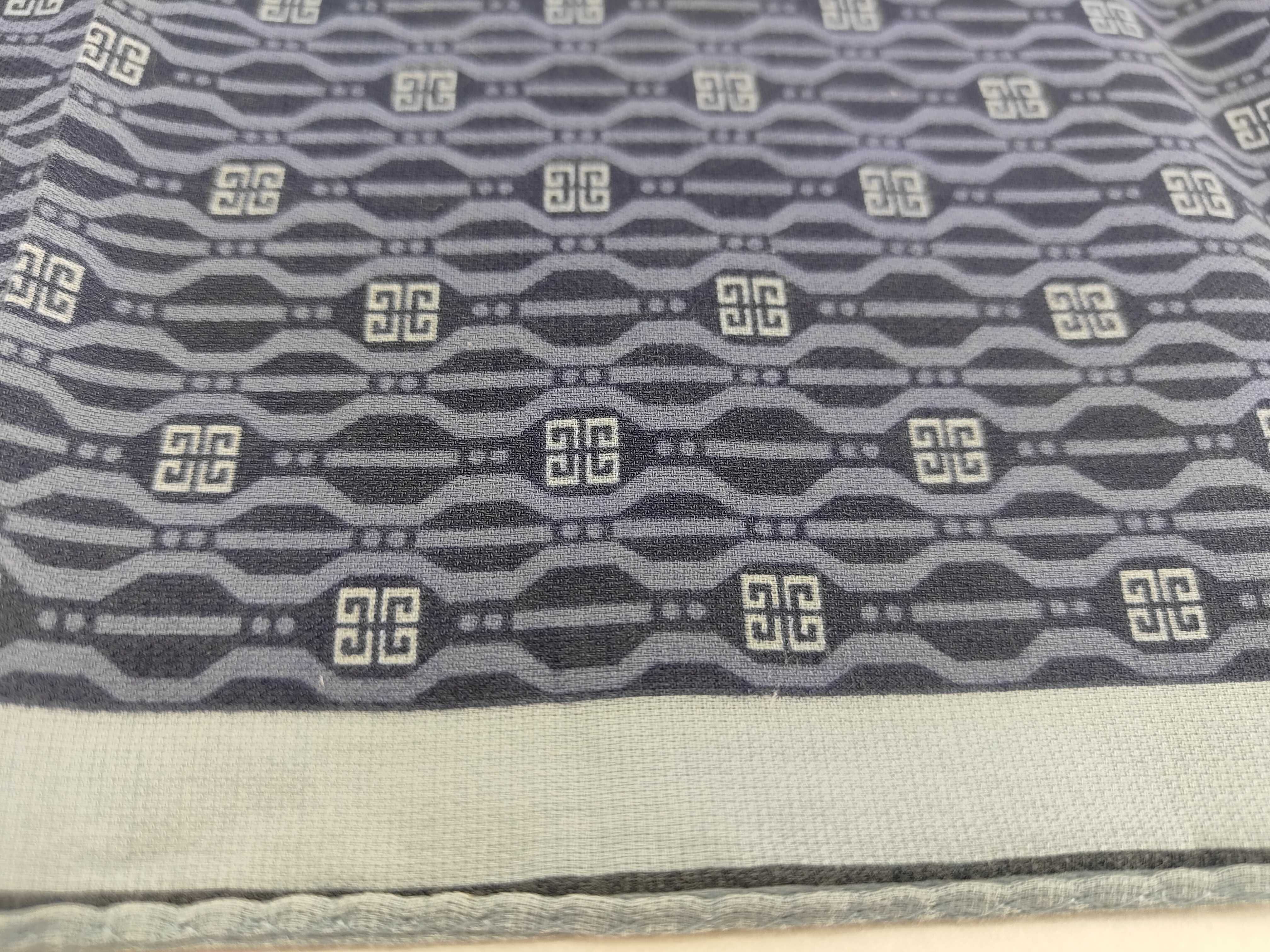 scarves and other accessories — view 9