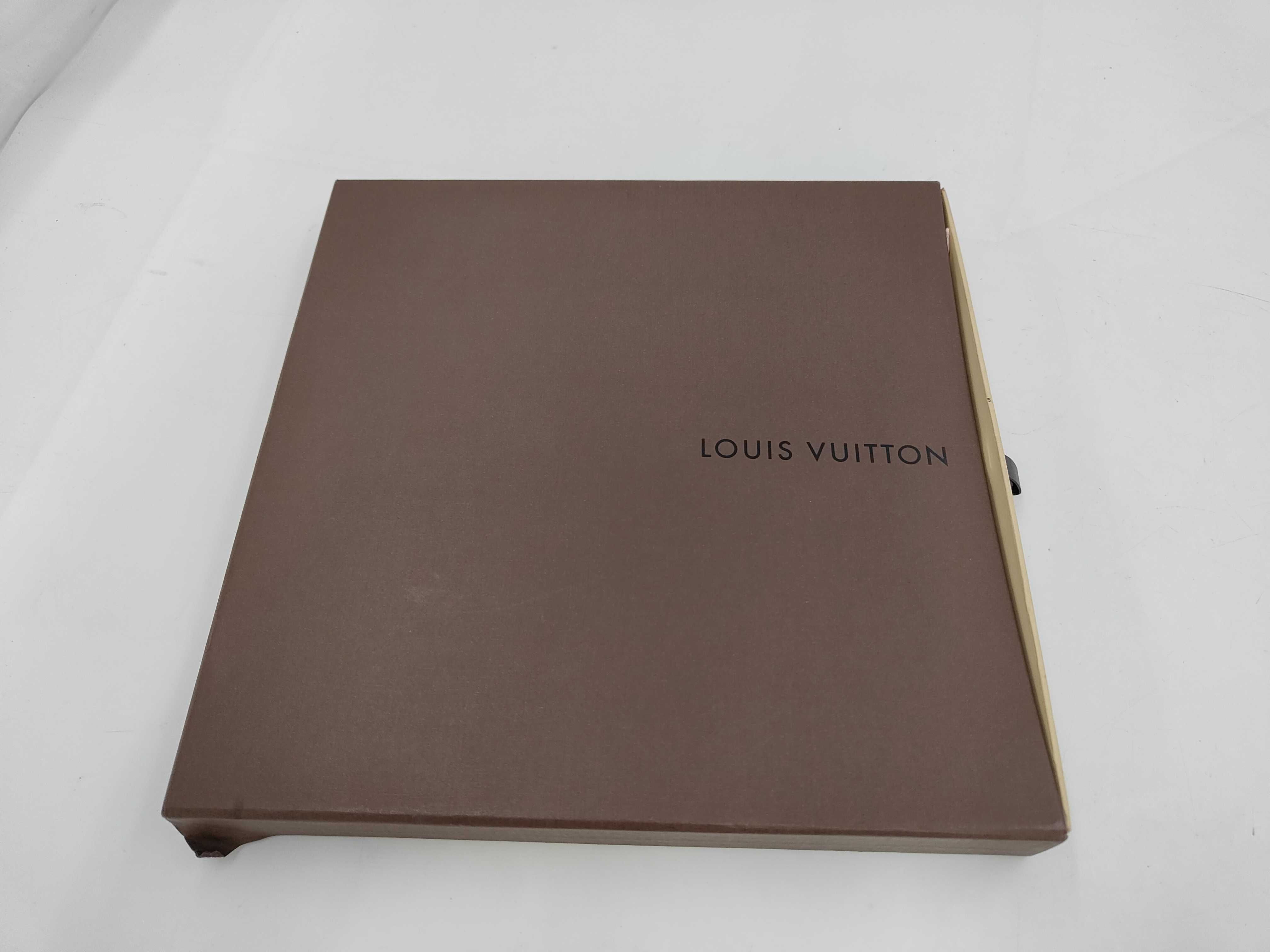 Handkerchiefs & Scarves Louis Vuitton Lv Stoles Accessories Other Accessories — view 8