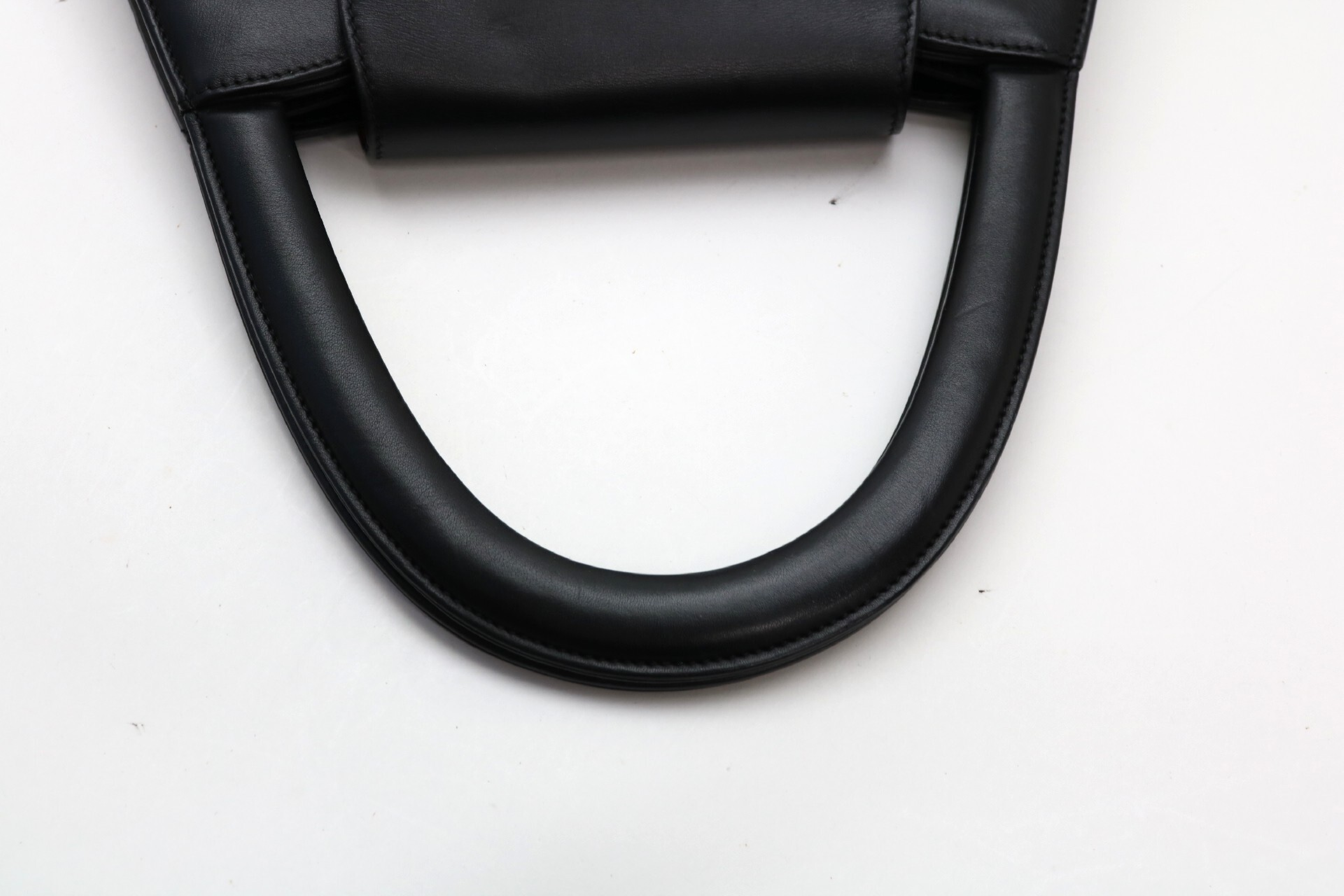 Panthère Leather Handbag — view 7