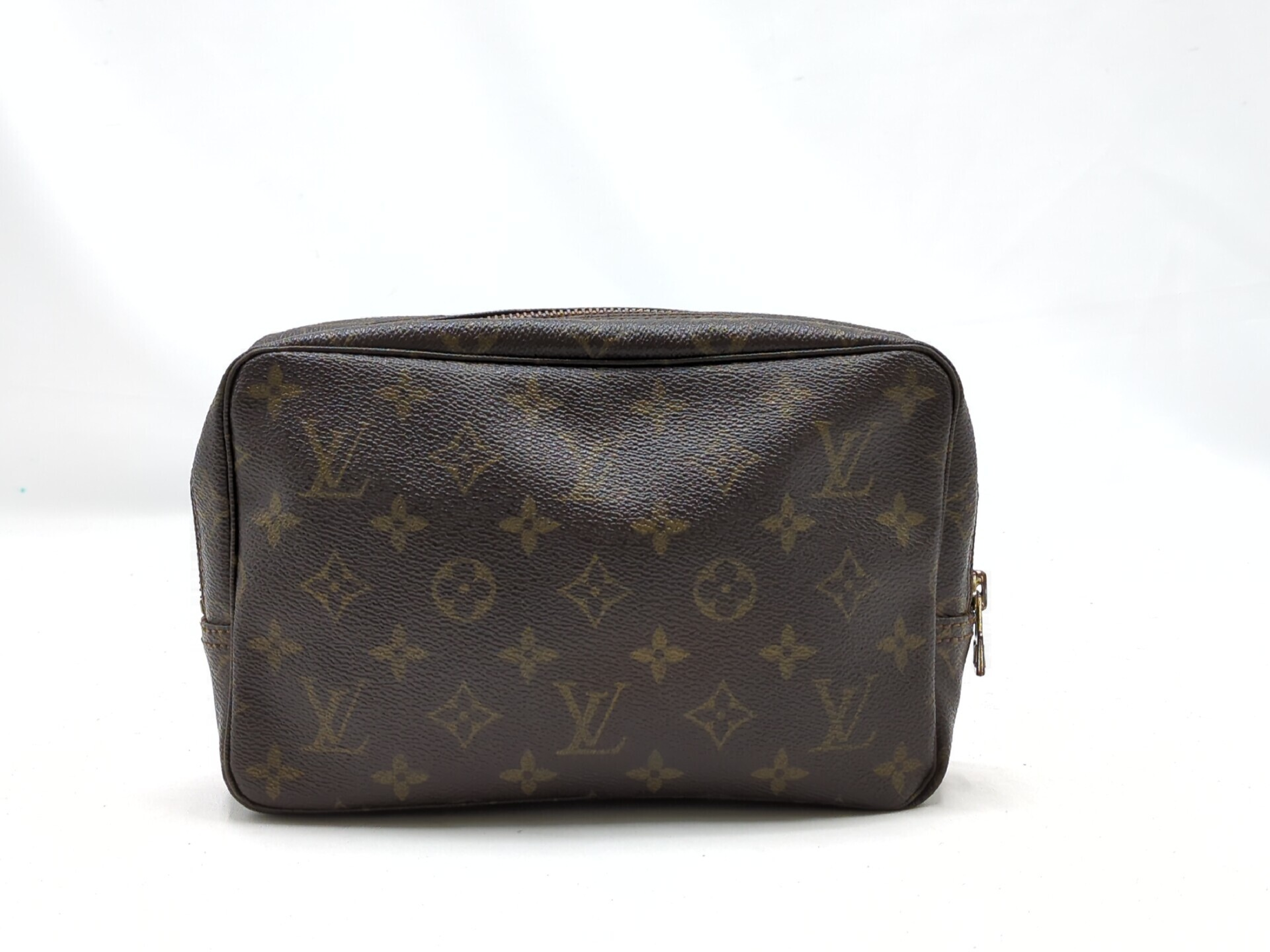 M47524 Monogram Trousses Toilette 23 Clutch Bag