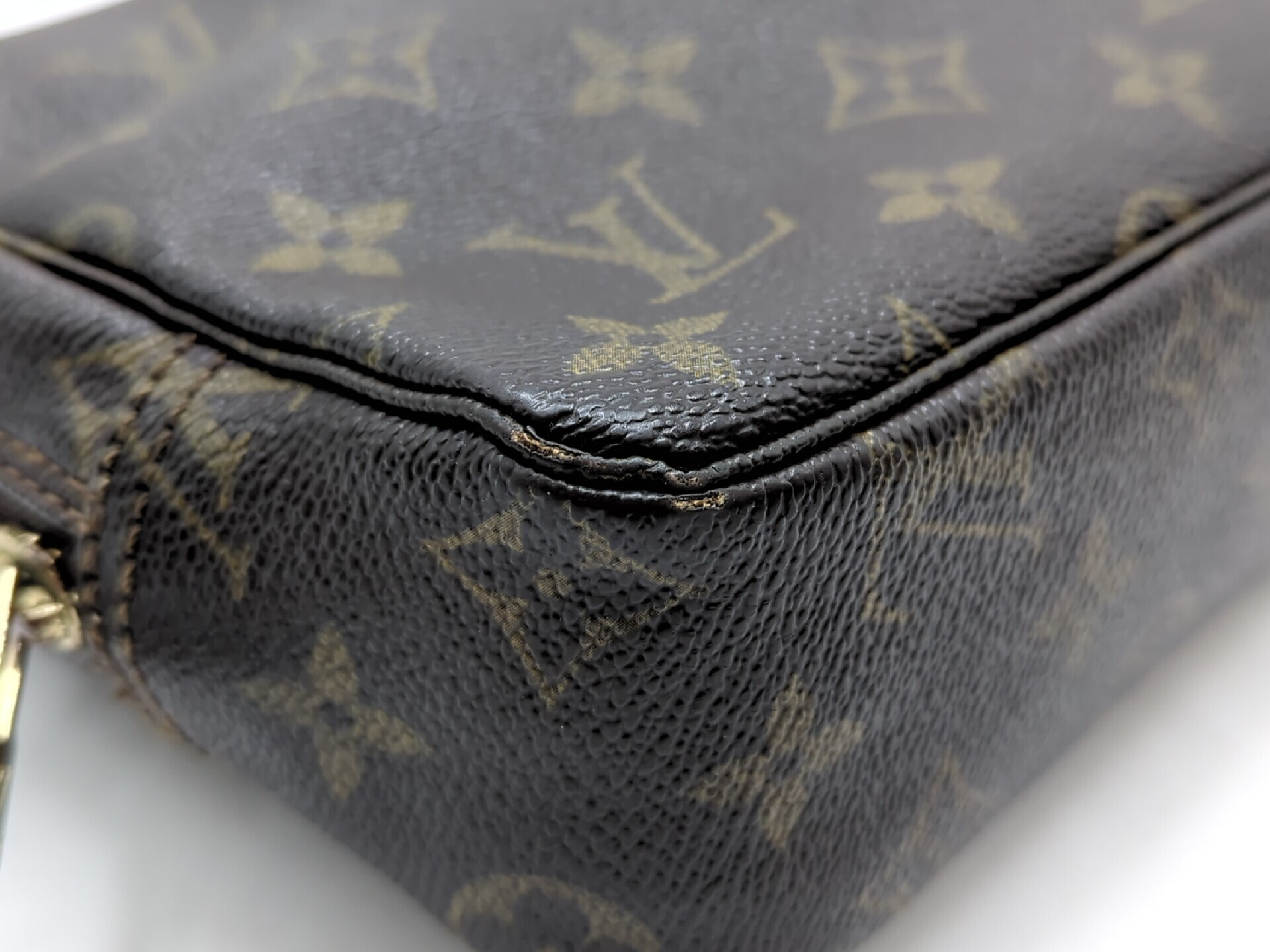M47524 Monogram Trousses Toilette 23 Clutch Bag — view 3