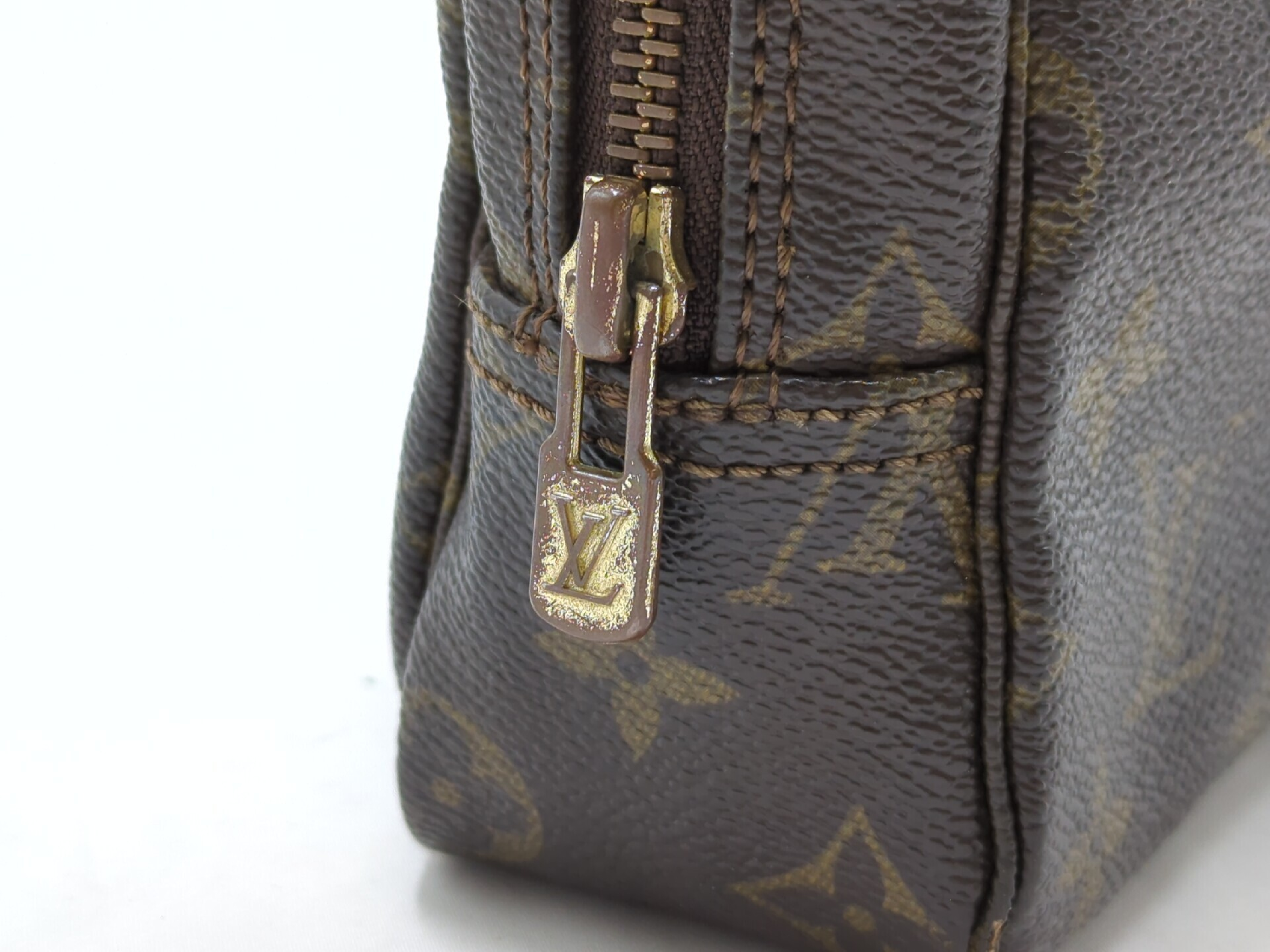 M47524 Monogram Trousses Toilette 23 Clutch Bag — view 6