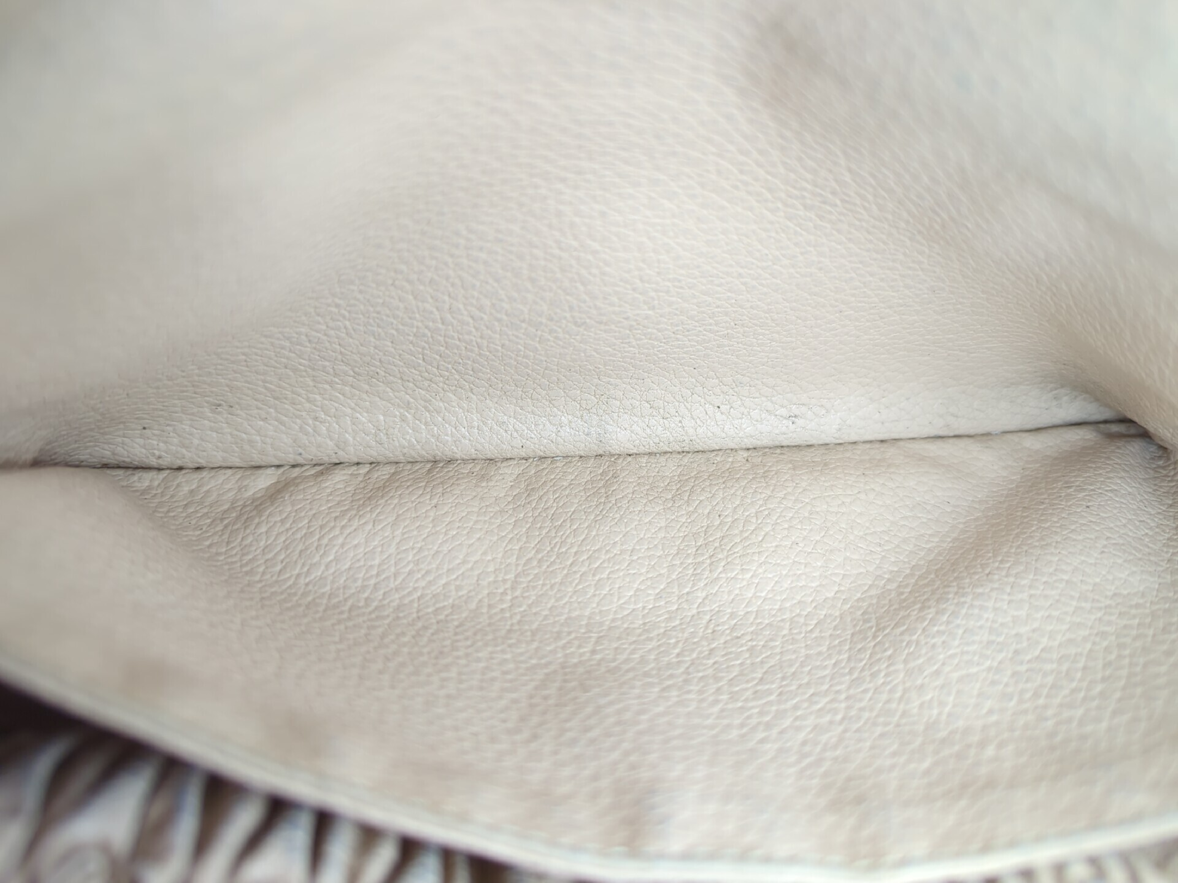 M47524 Monogram Trousses Toilette 23 Clutch Bag — view 8