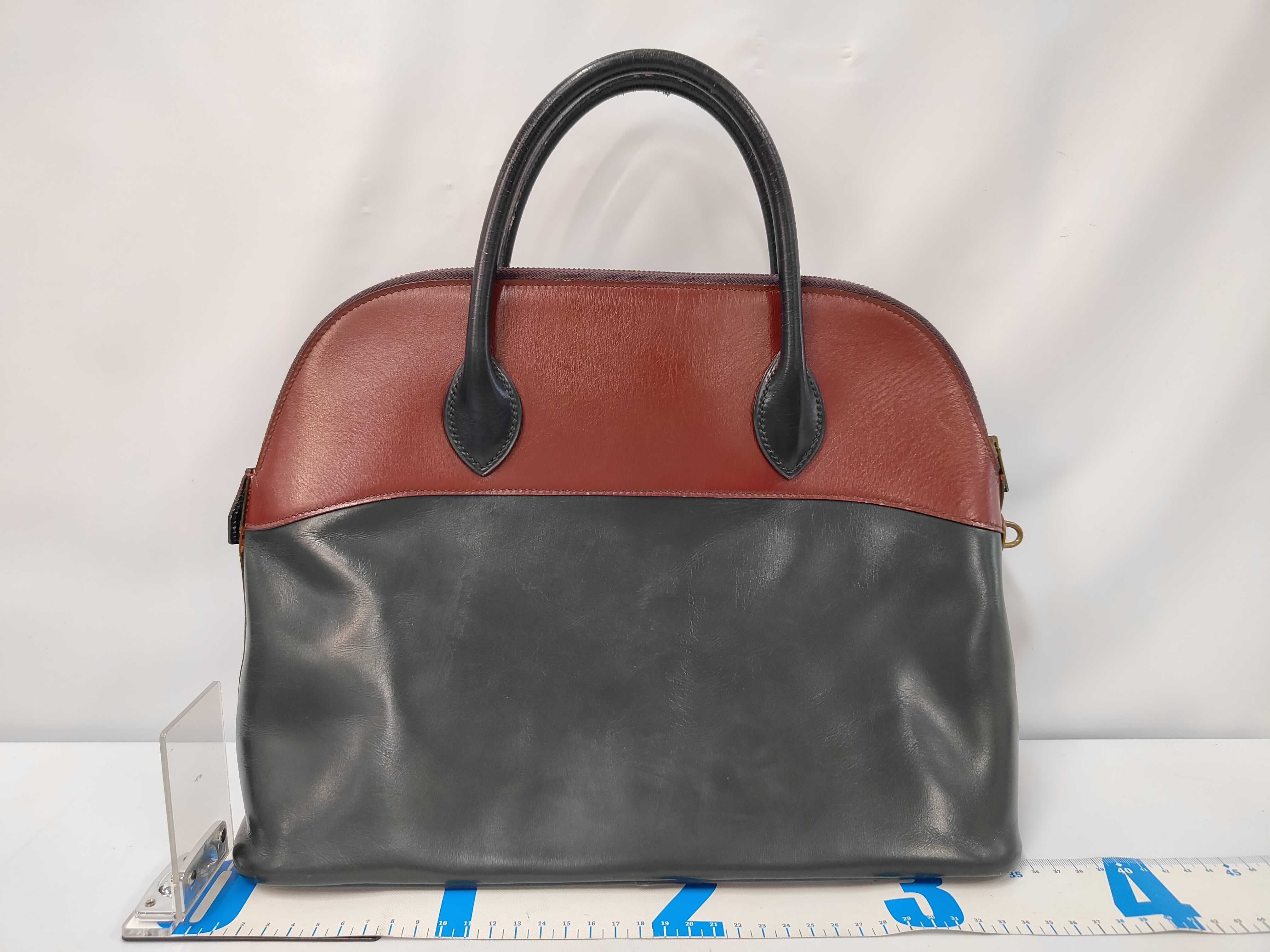 Bolide 35 Box Calf Green x Bordeaux x Navy Gold Hardware M Stamp Handbag — view 2