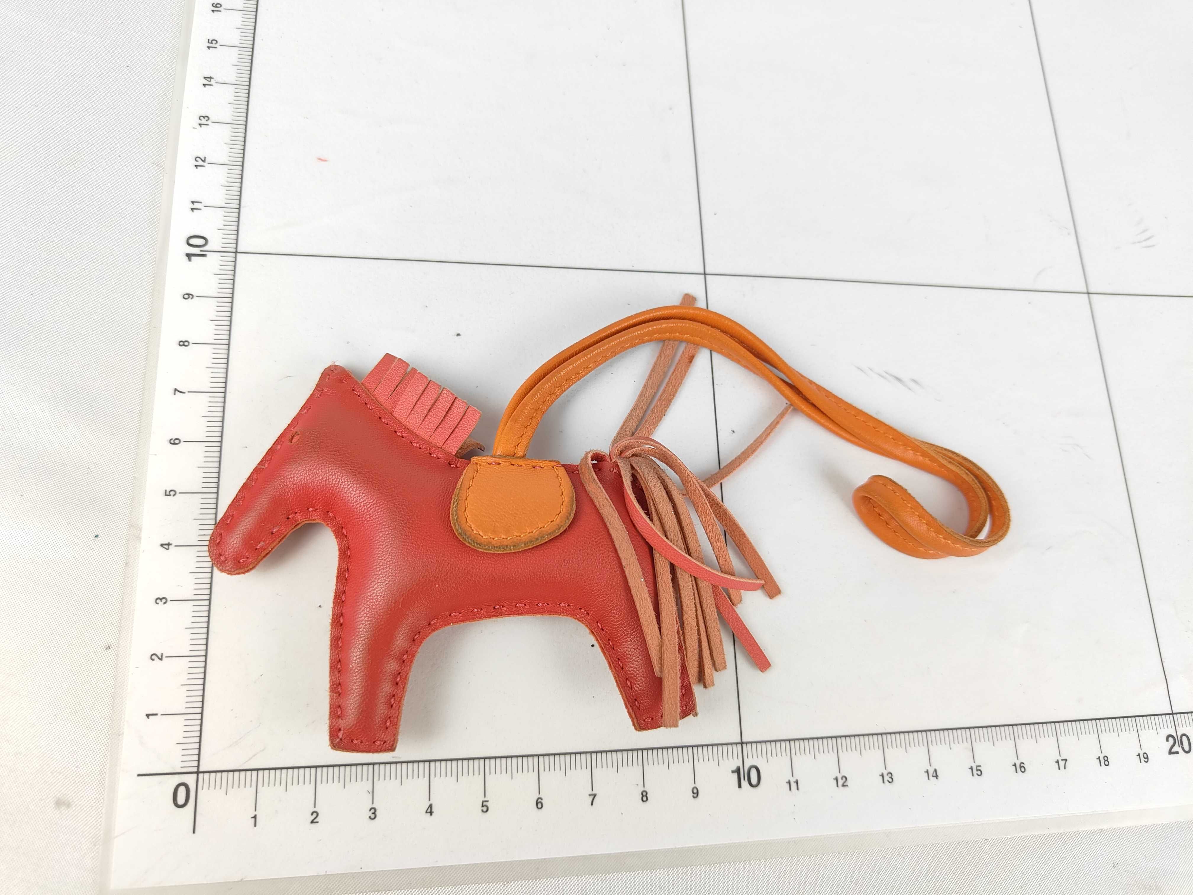 Rodeo Charm MM Agneau Milo Red Strap — view 2