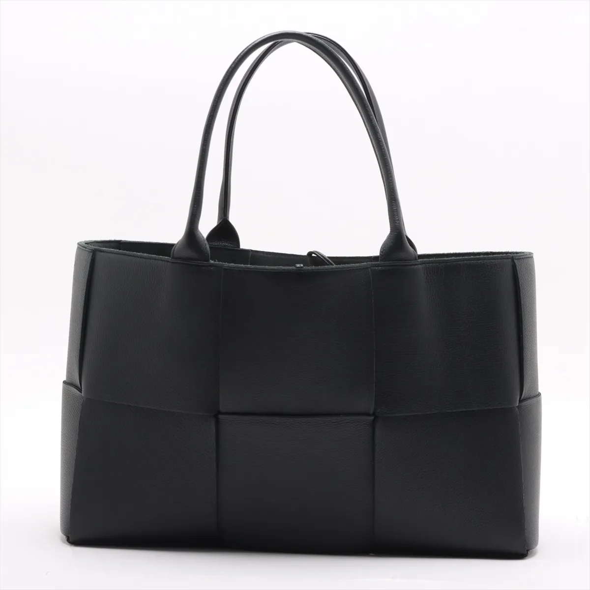 Maxi Intrecciato The Arco Tote Leather Tote Bag, Black, with