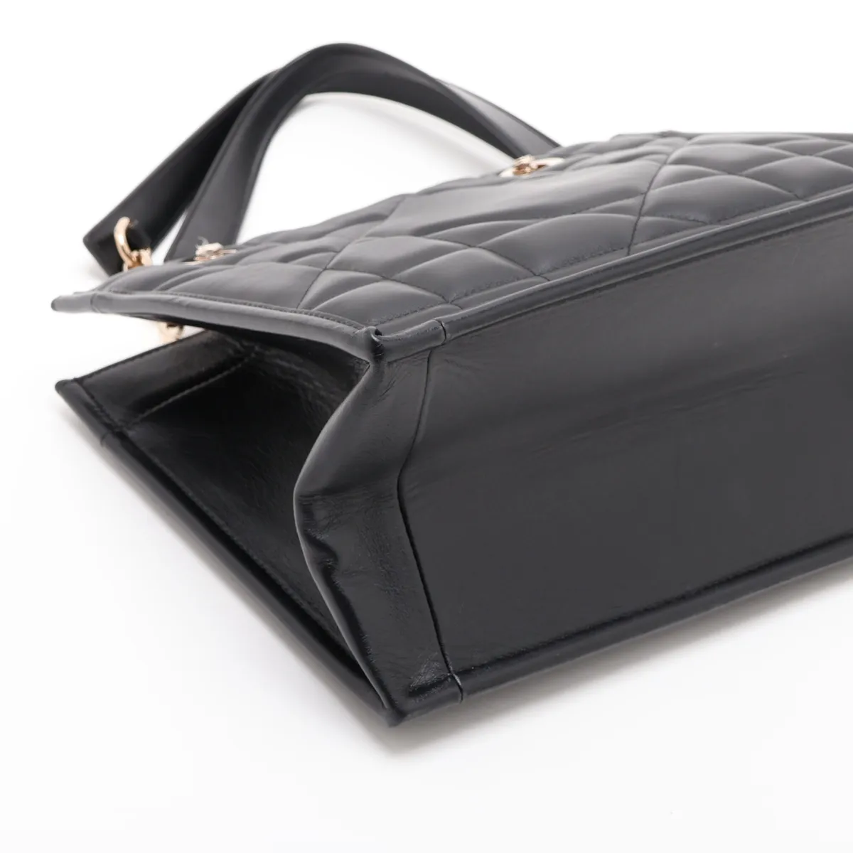 Archicanage Essential Leather Chain Tote Bag, Black — view 4
