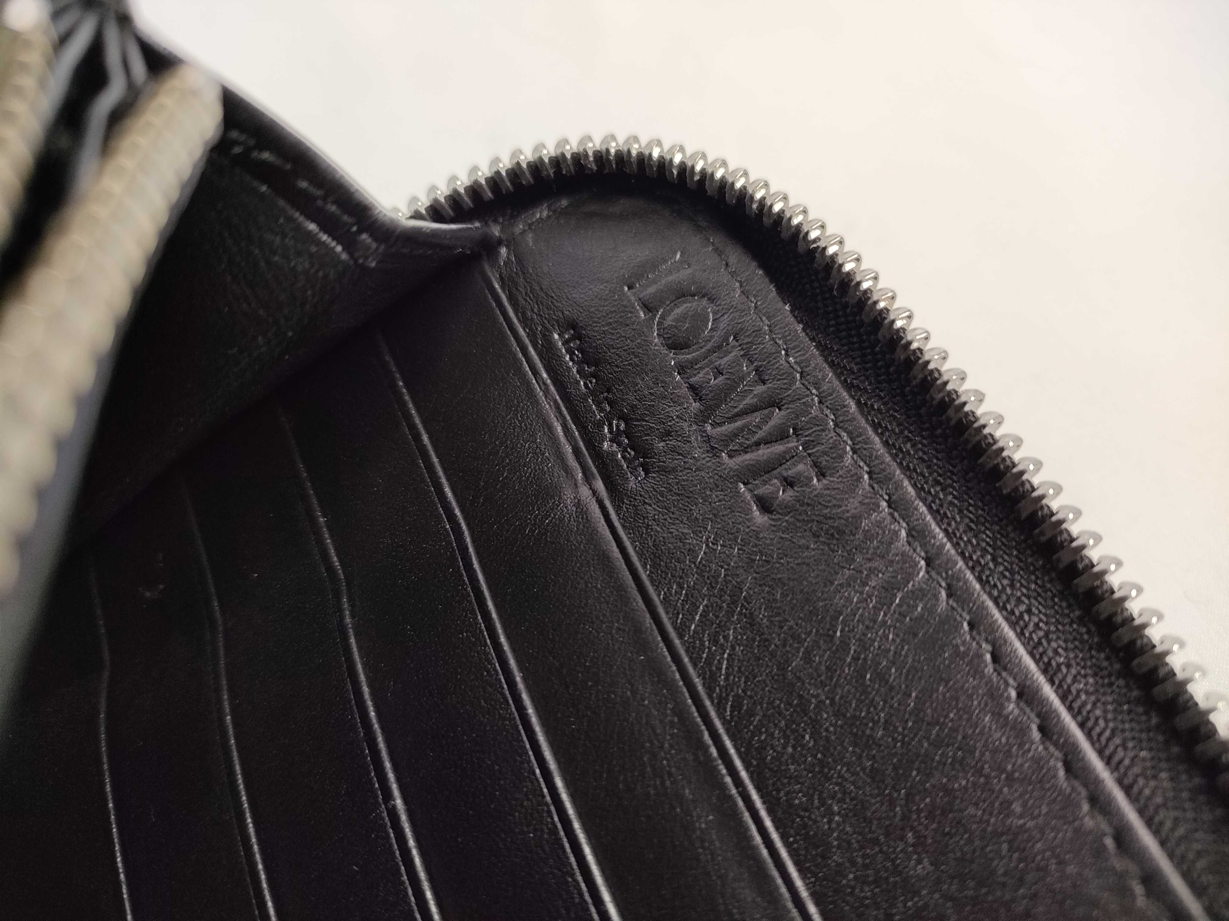 Repeat Anagram Leather Zip Organizer Long Wallet, Black, Serial Number — view 13