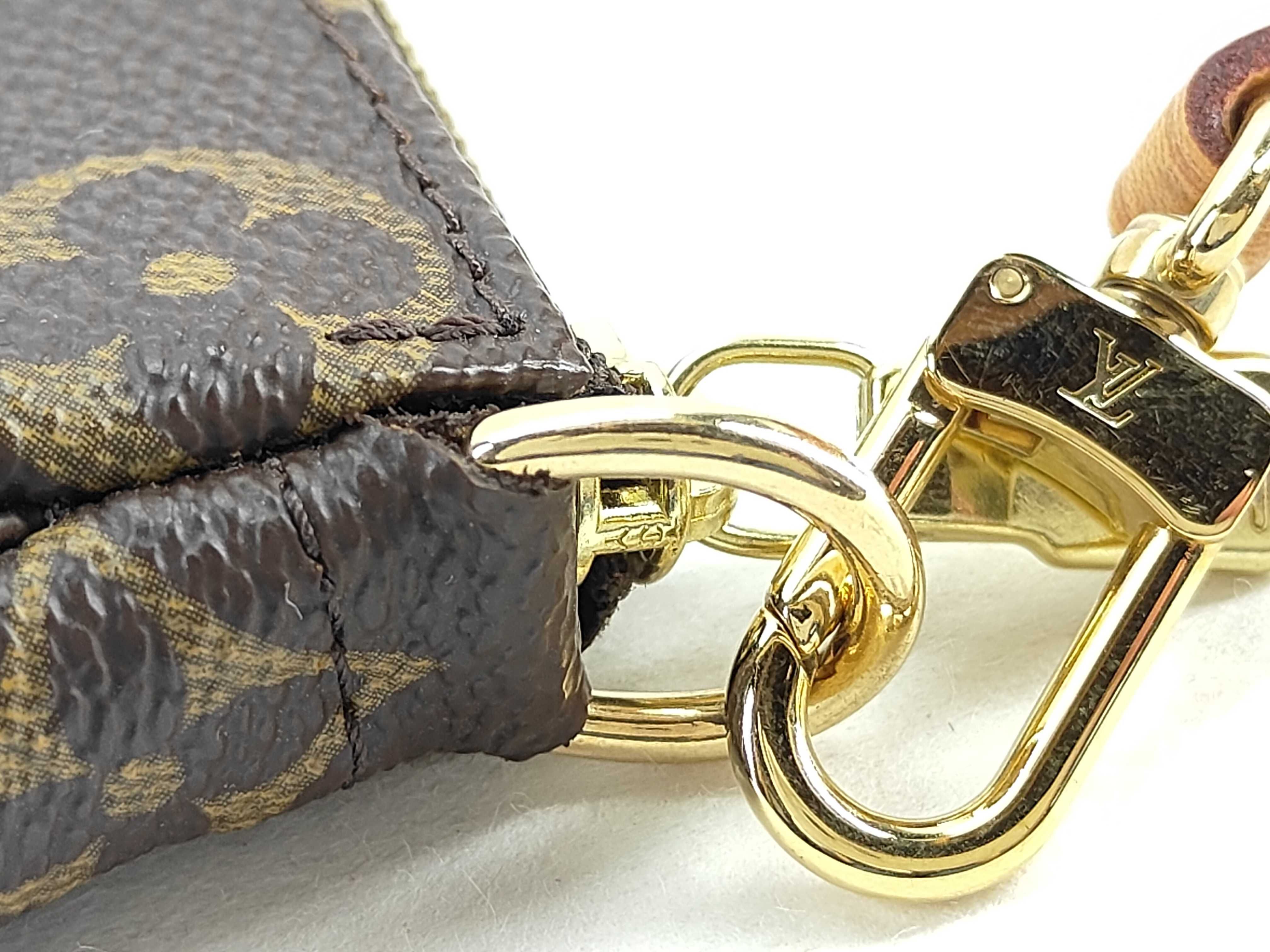 Monogram Louis Vuitton Monogram Mini Pochette Accessoires Pouch — view 15
