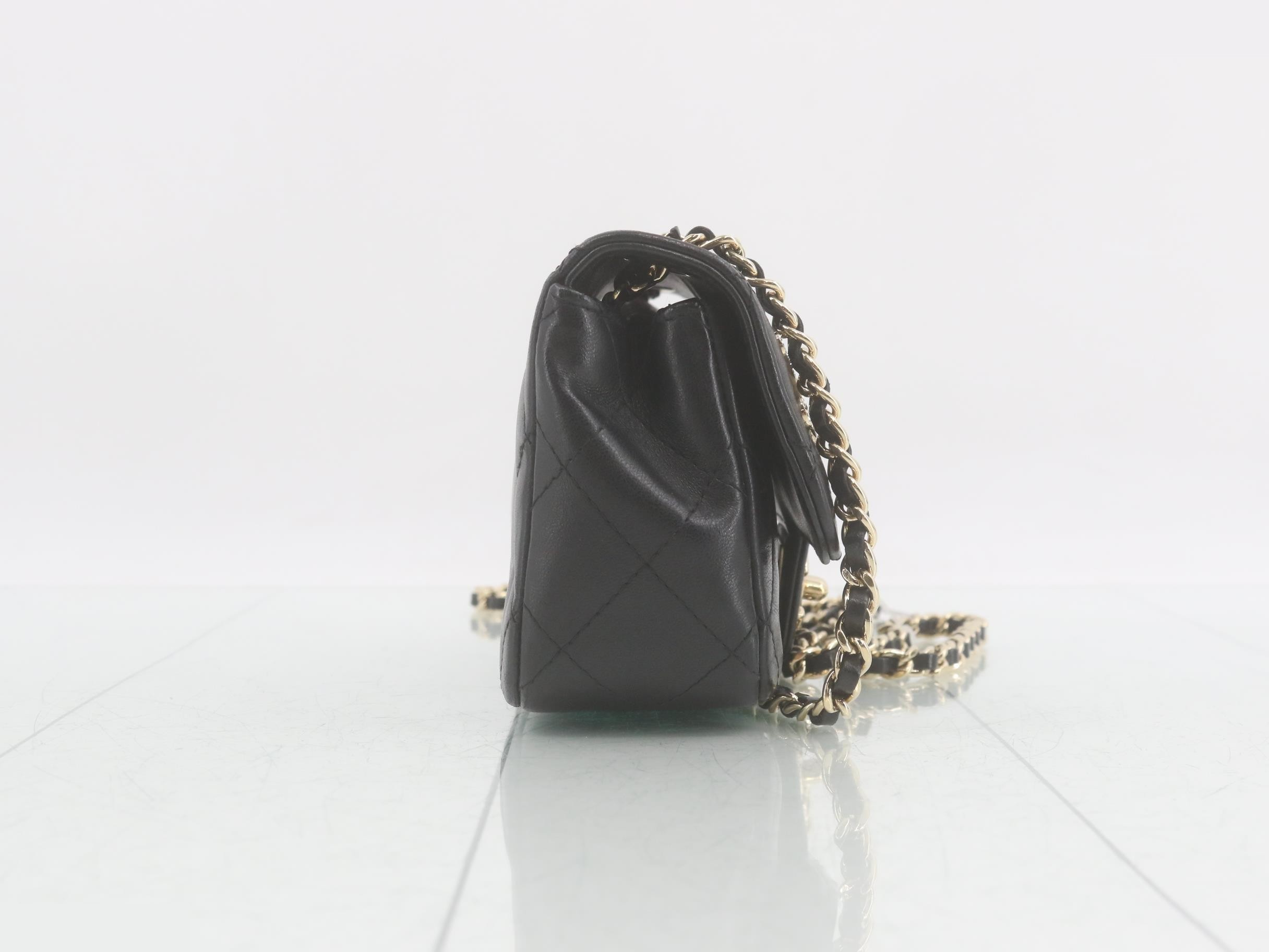 Matelassé (bag) - Shoulder bag — view 4