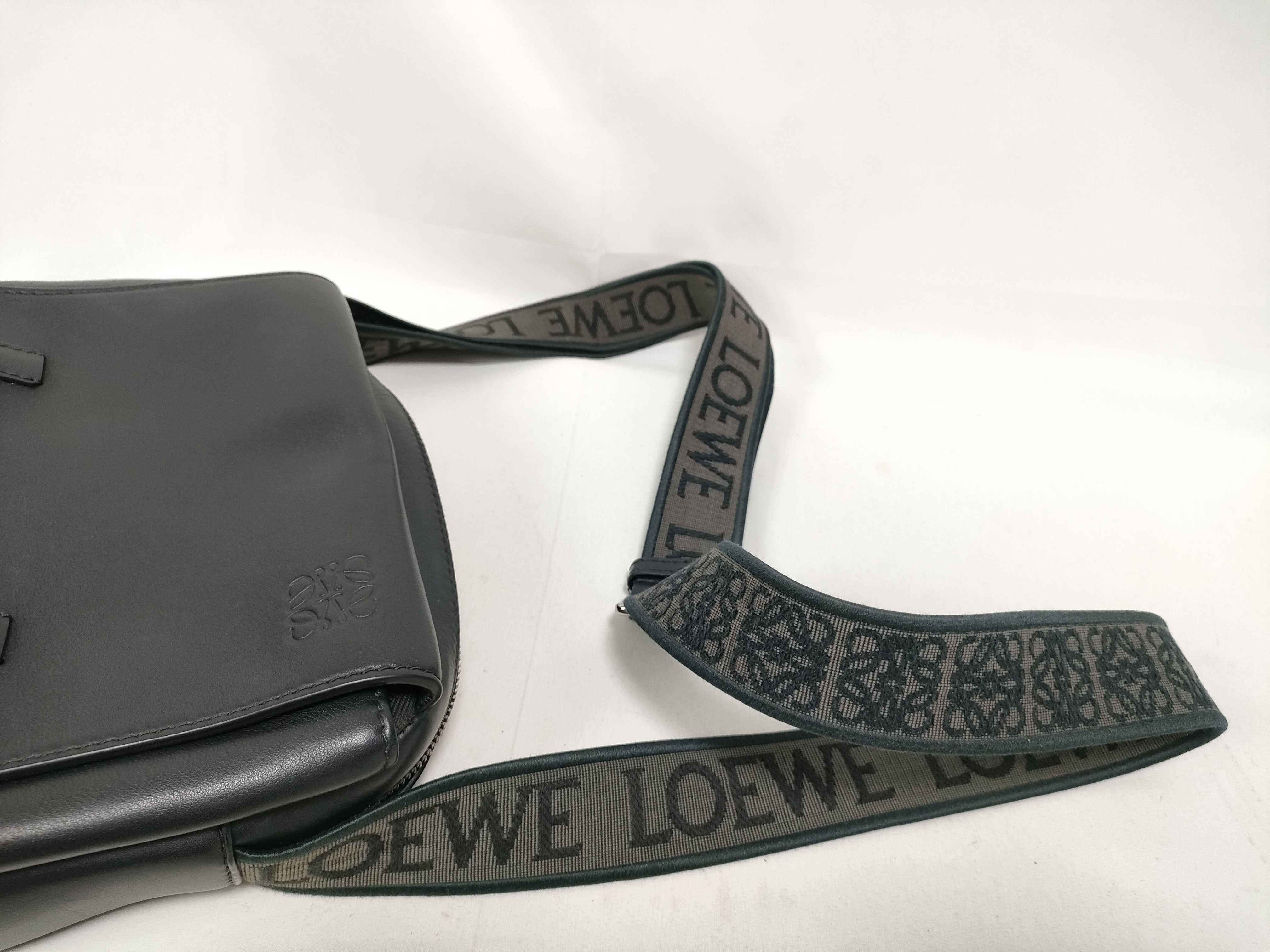Military Leather Messenger Bag Shoulder Bag — view 9