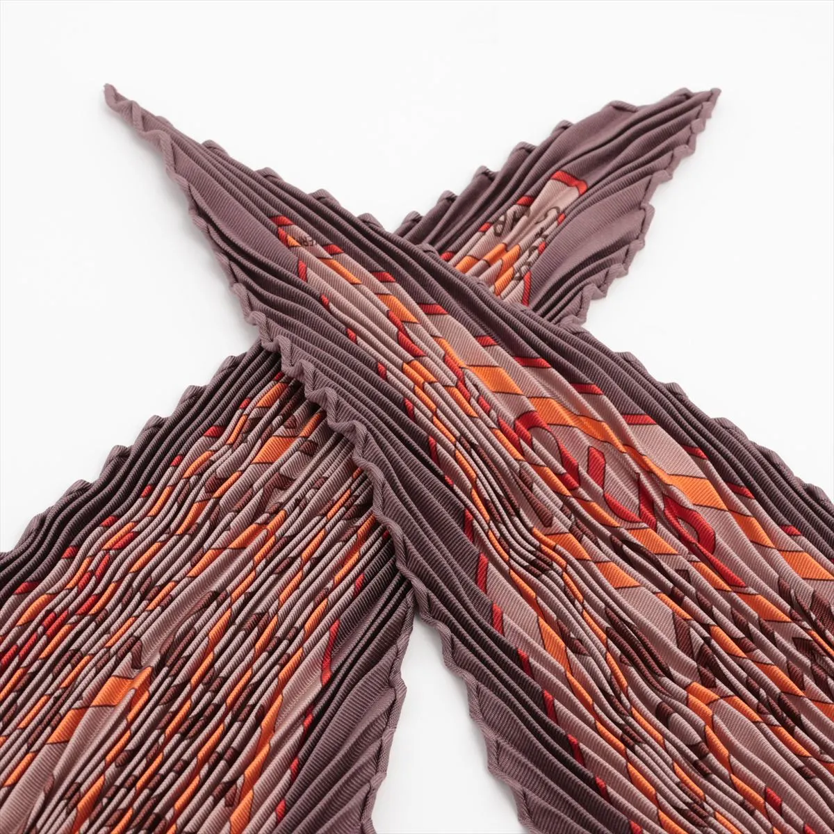 Pleated Carre Scarf Silk Beige x Orange Thread — view 2