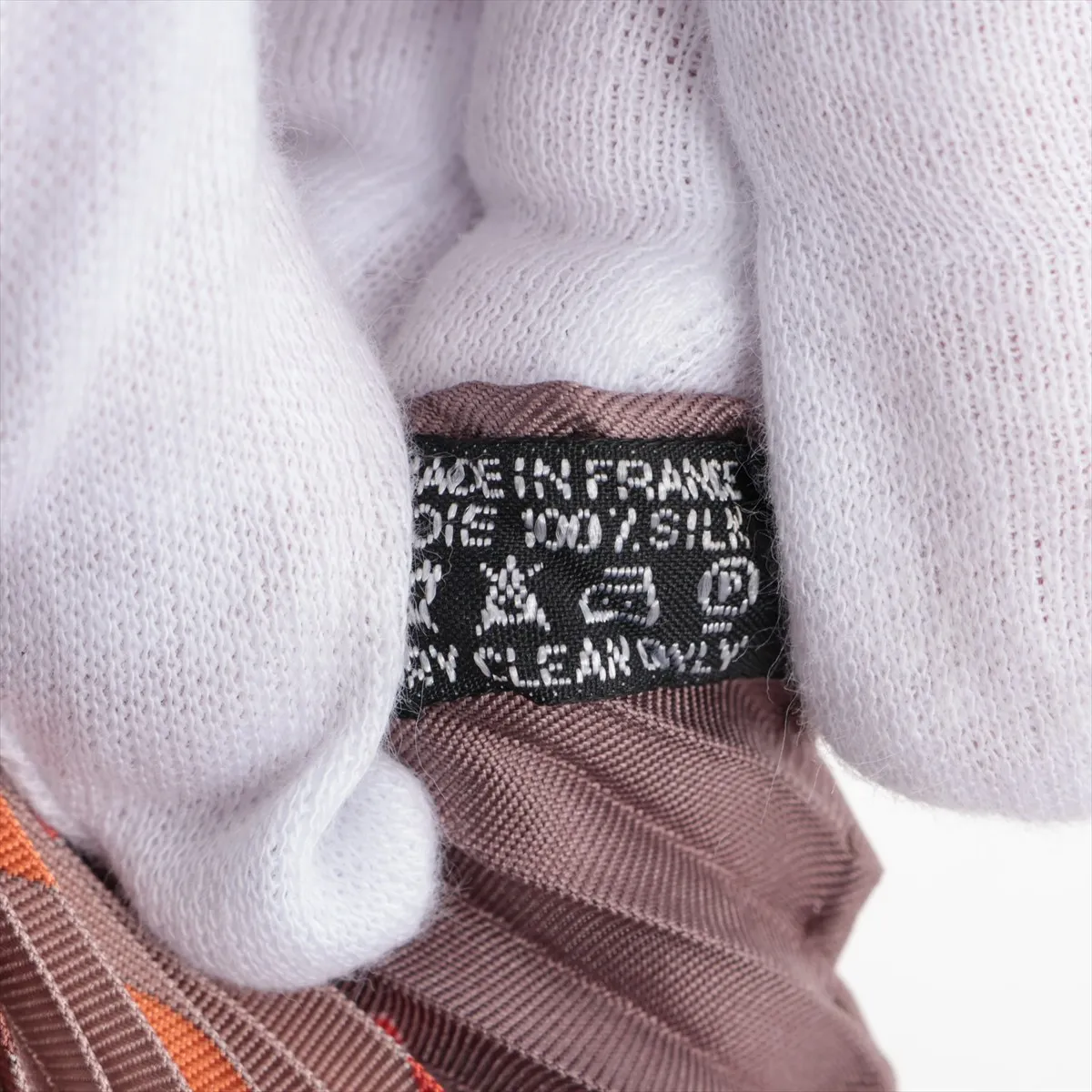 Pleated Carre Scarf Silk Beige x Orange Thread — view 3