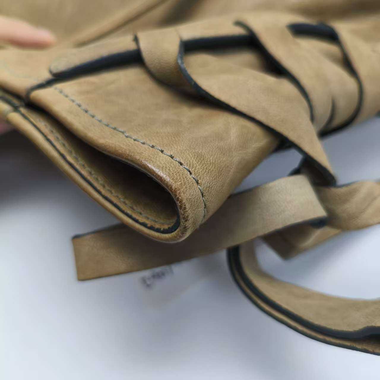 【*Shipped from: China*】Miu Miu Leather Handbag — view 12