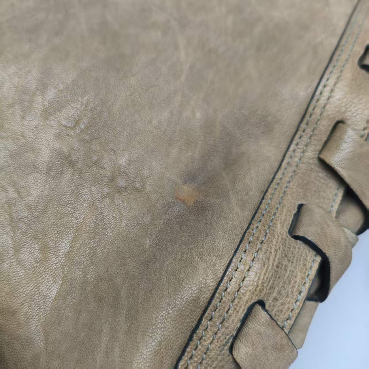 【*Shipped from: China*】Miu Miu Leather Handbag — view 13