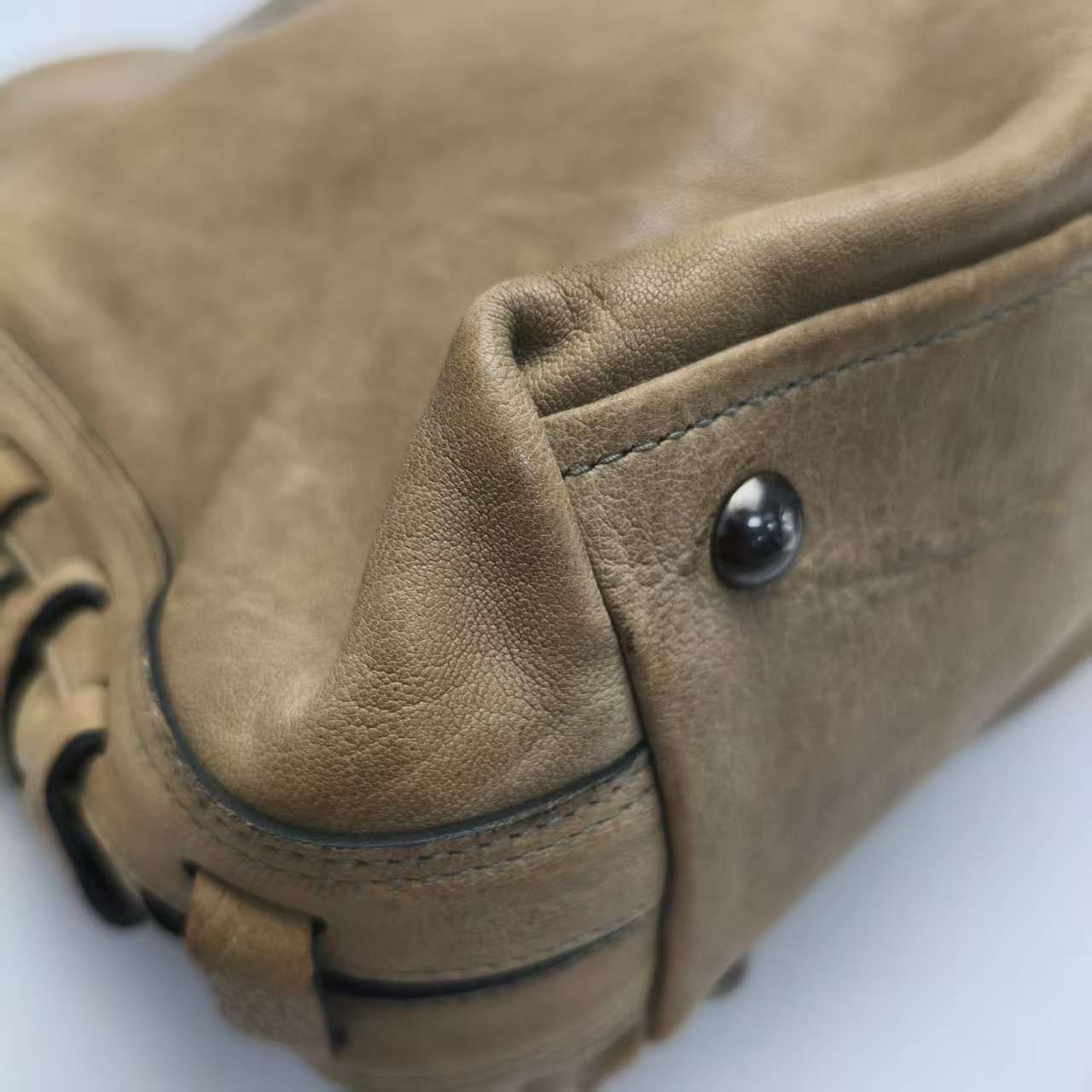 【*Shipped from: China*】Miu Miu Leather Handbag — view 6