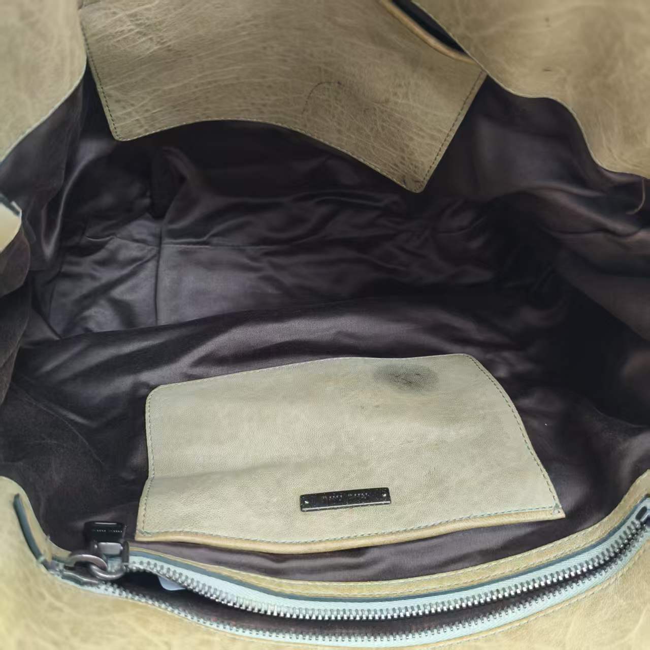 【*Shipped from: China*】Miu Miu Leather Handbag — view 8