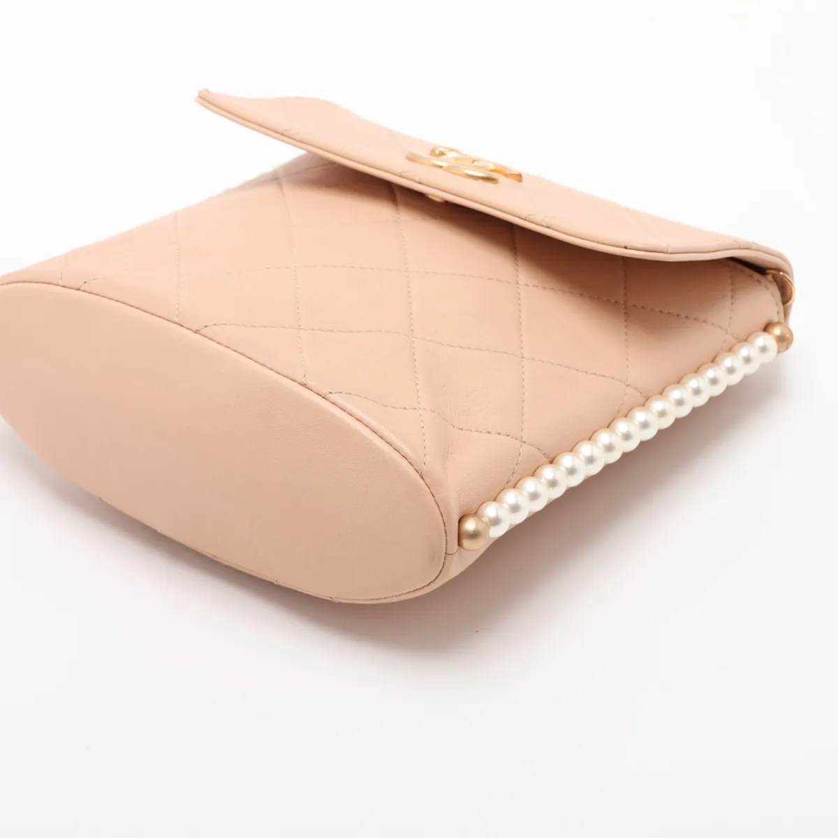 Matelassé Leather Chain Shoulder Bag, Pearl Beige, Gold Hardware, 31355304 (Serial Number 31-series), Aftermarket Strap — view 3