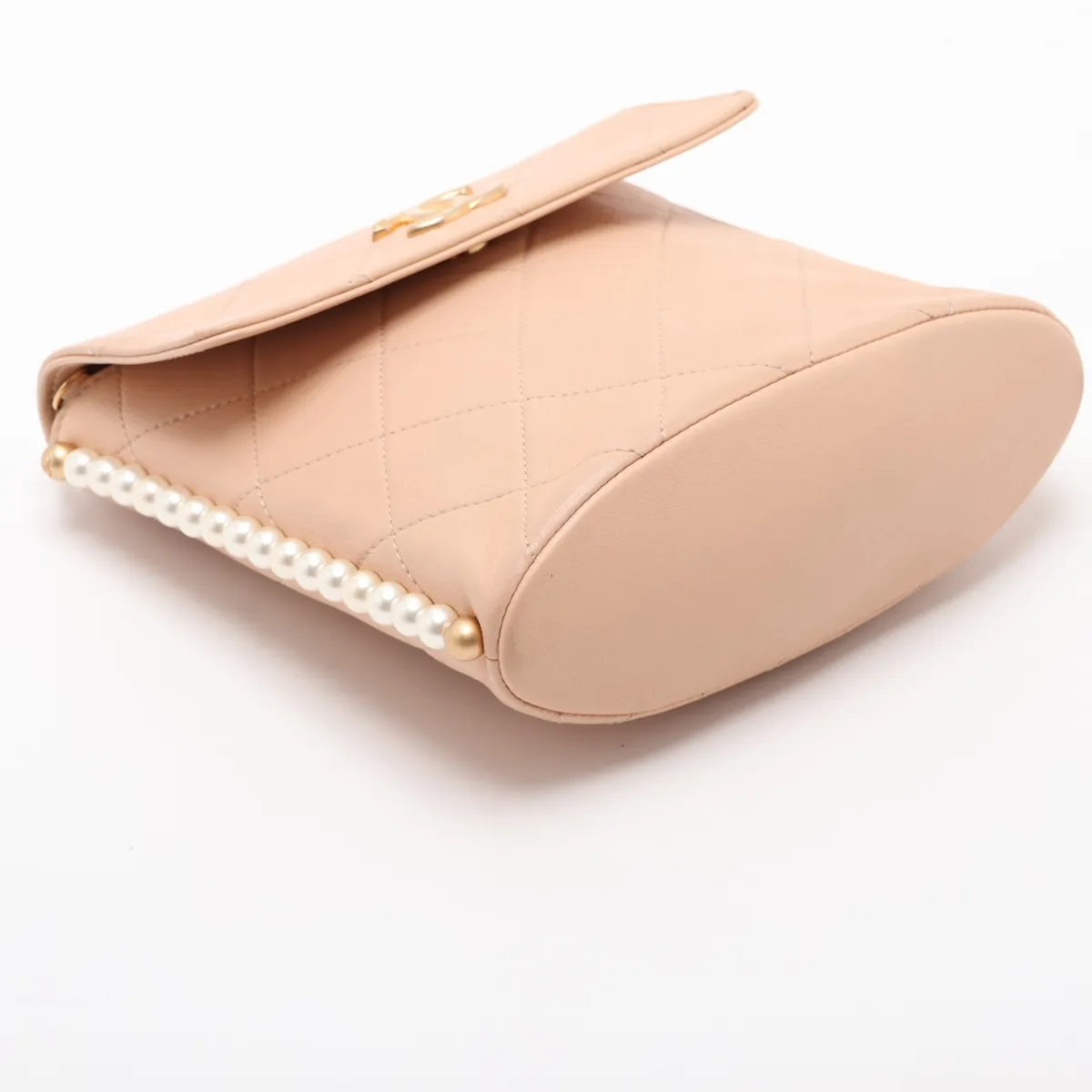 Matelassé Leather Chain Shoulder Bag, Pearl Beige, Gold Hardware, 31355304 (Serial Number 31-series), Aftermarket Strap — view 4