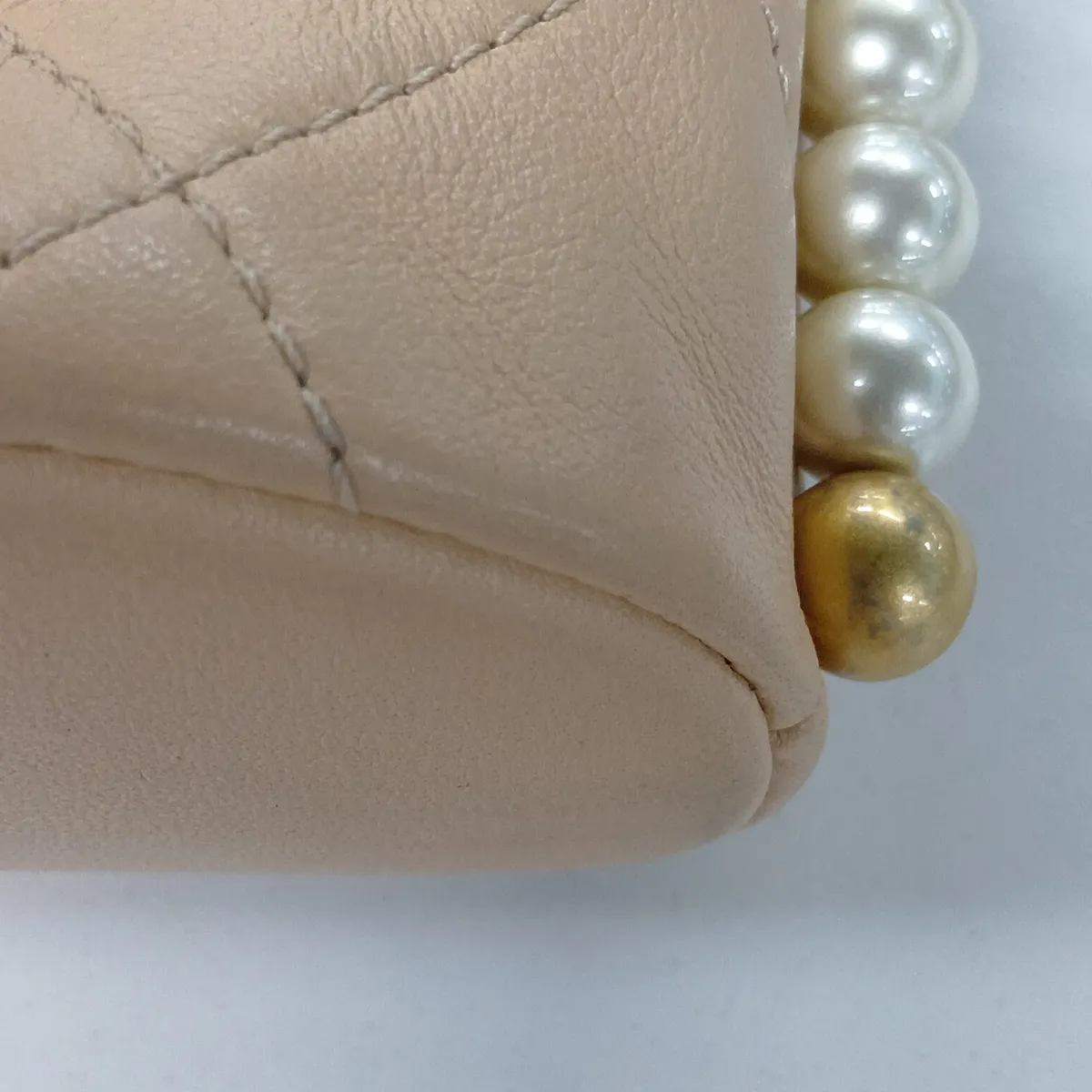 Matelassé Leather Chain Shoulder Bag, Pearl Beige, Gold Hardware, 31355304 (Serial Number 31-series), Aftermarket Strap — view 10