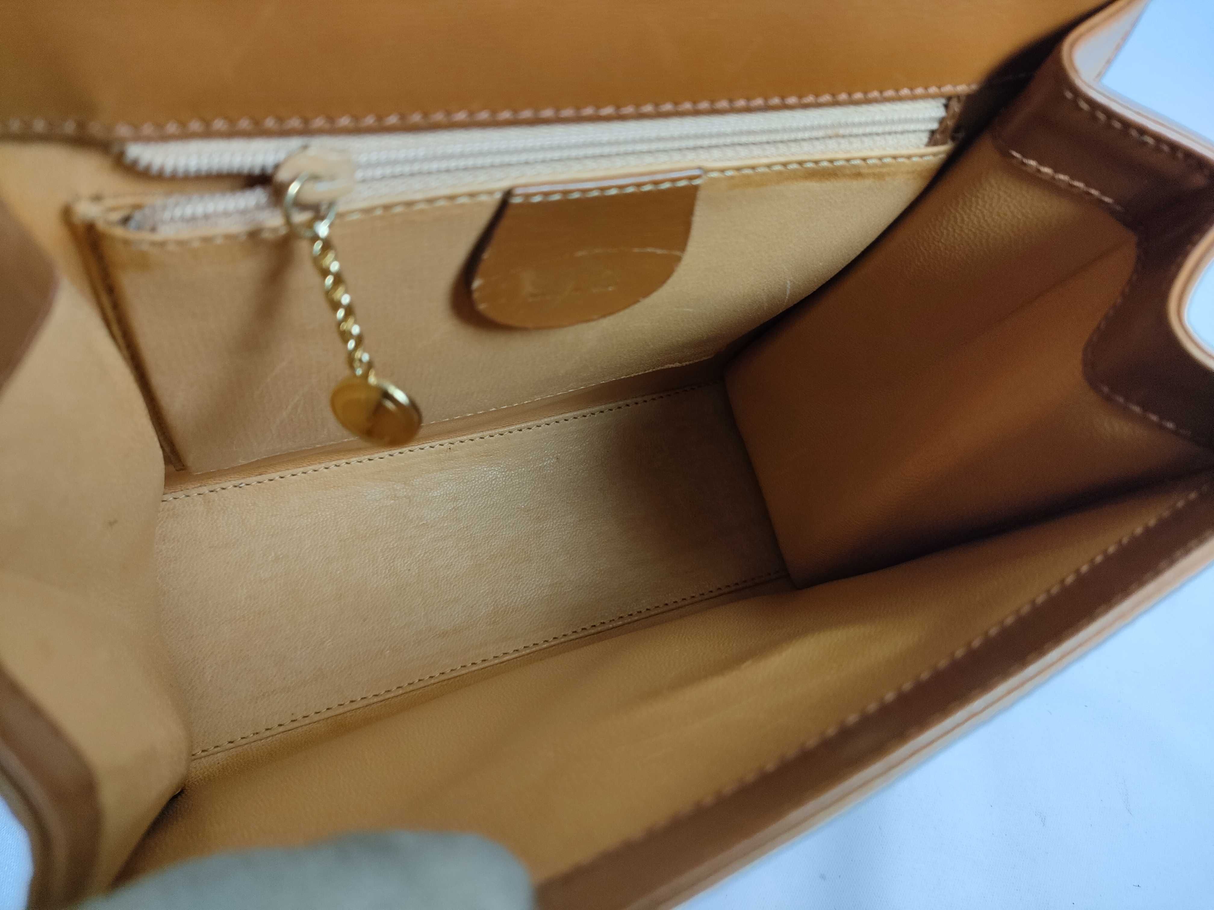 Lady Lock 2-Way Handbag — view 9