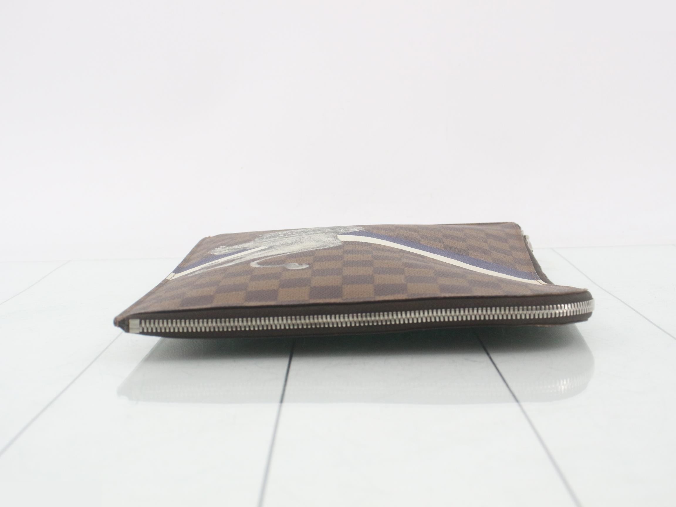 LV Damier Clutch Bag — view 3