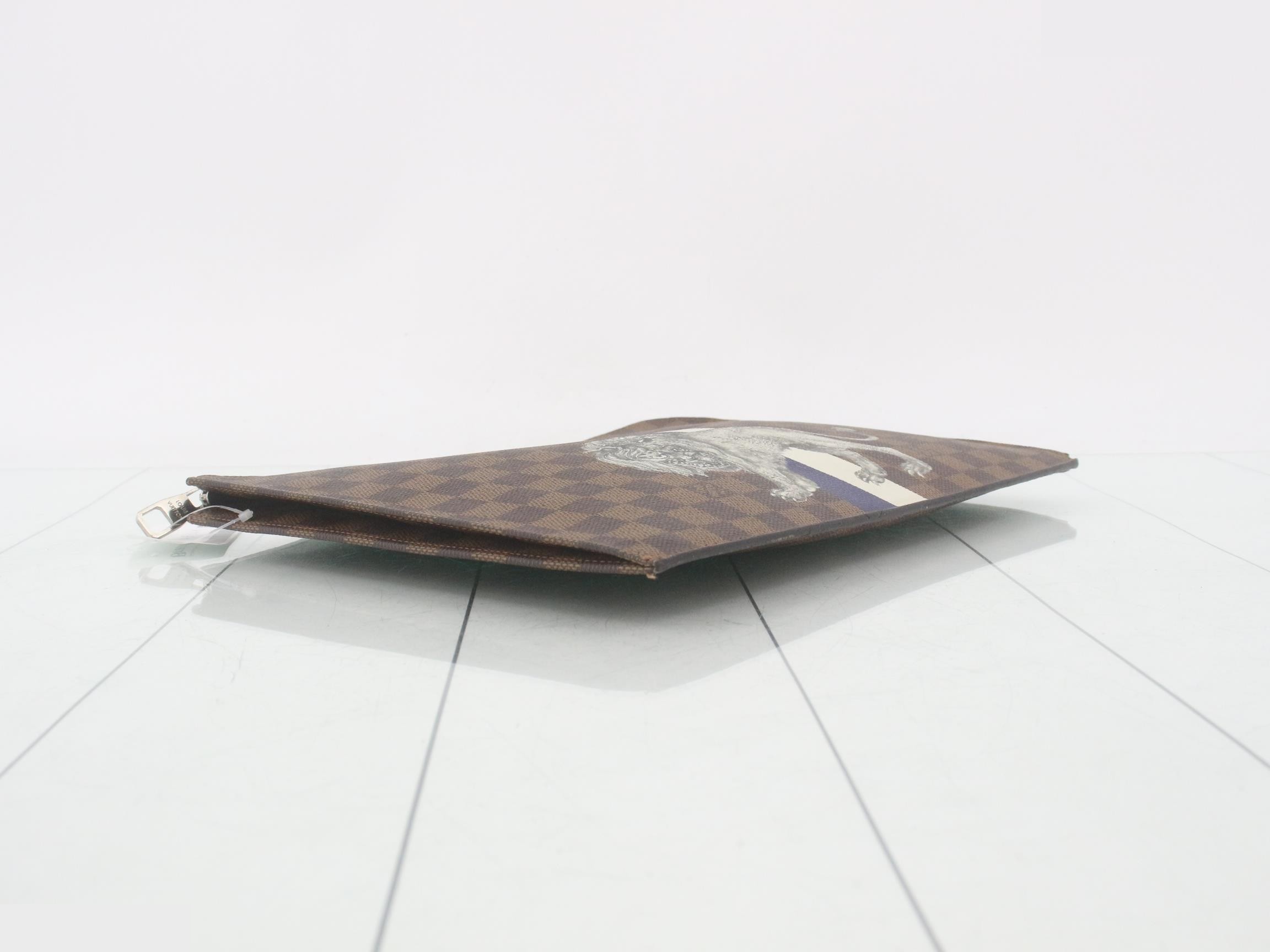 LV Damier Clutch Bag — view 5