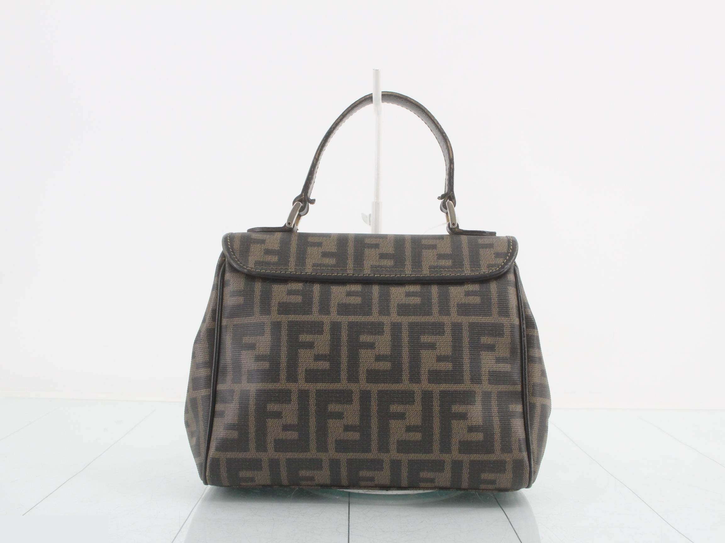 handbag — view 2