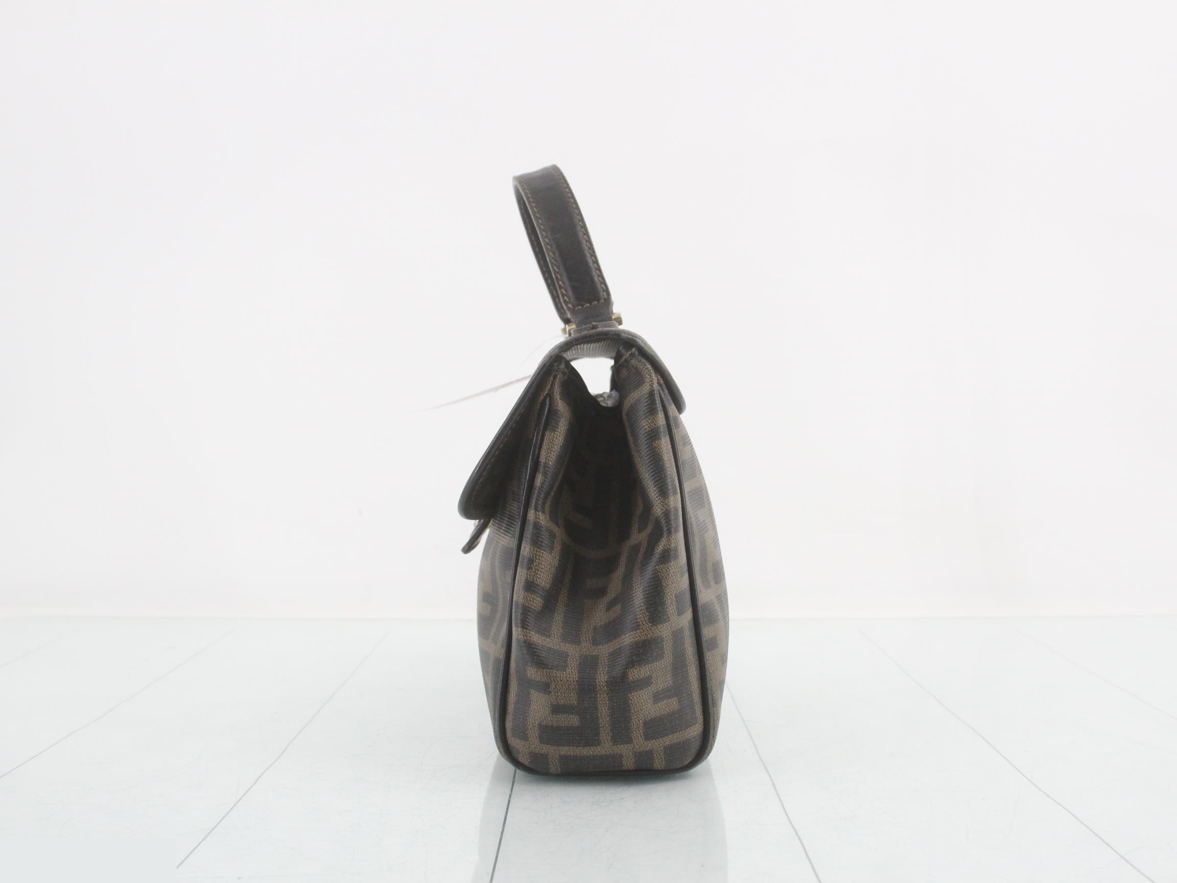 handbag — view 3