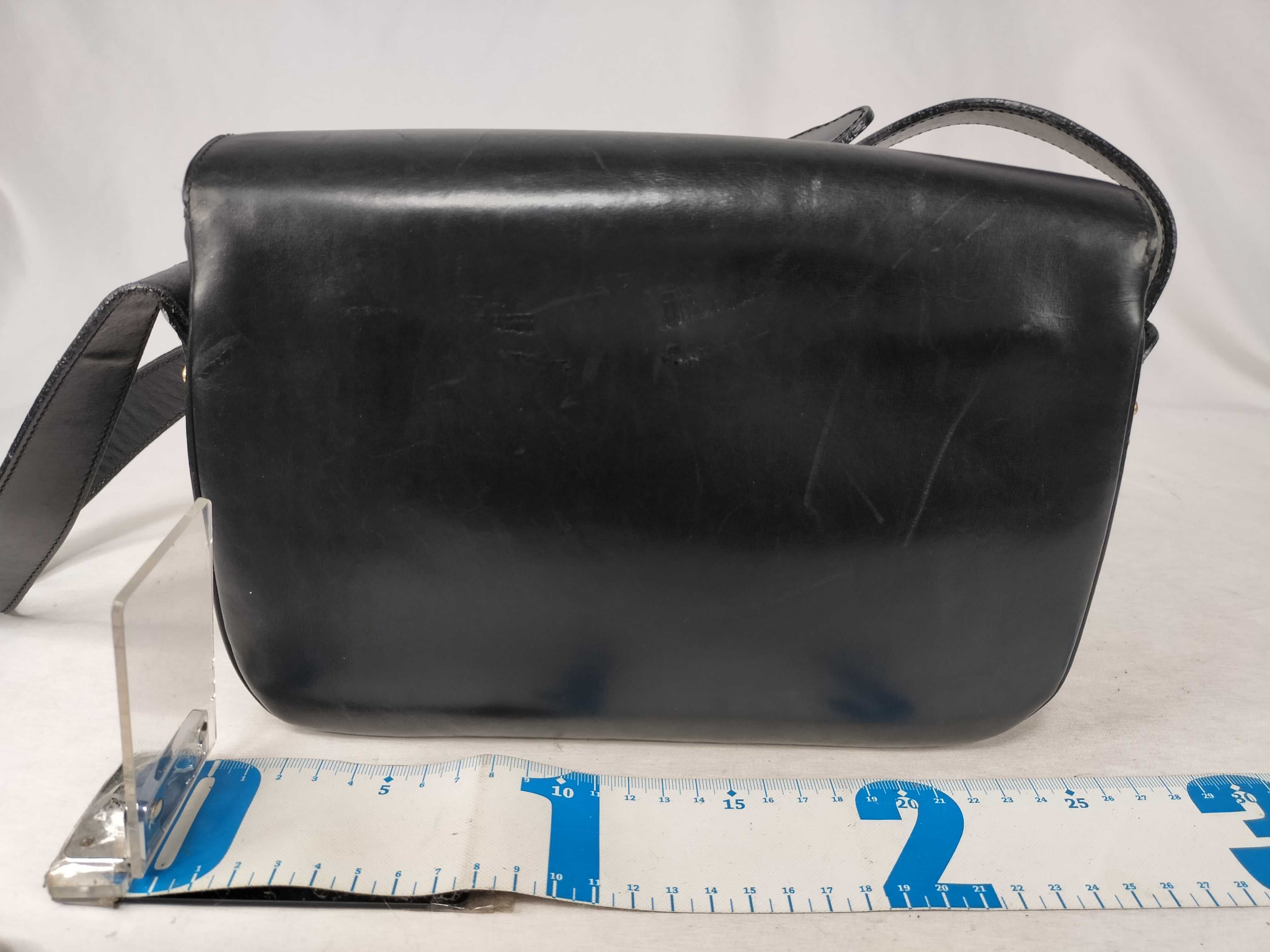 Carriage Hardware Shoulder Bag Black Leather Shoulder Bag — view 2