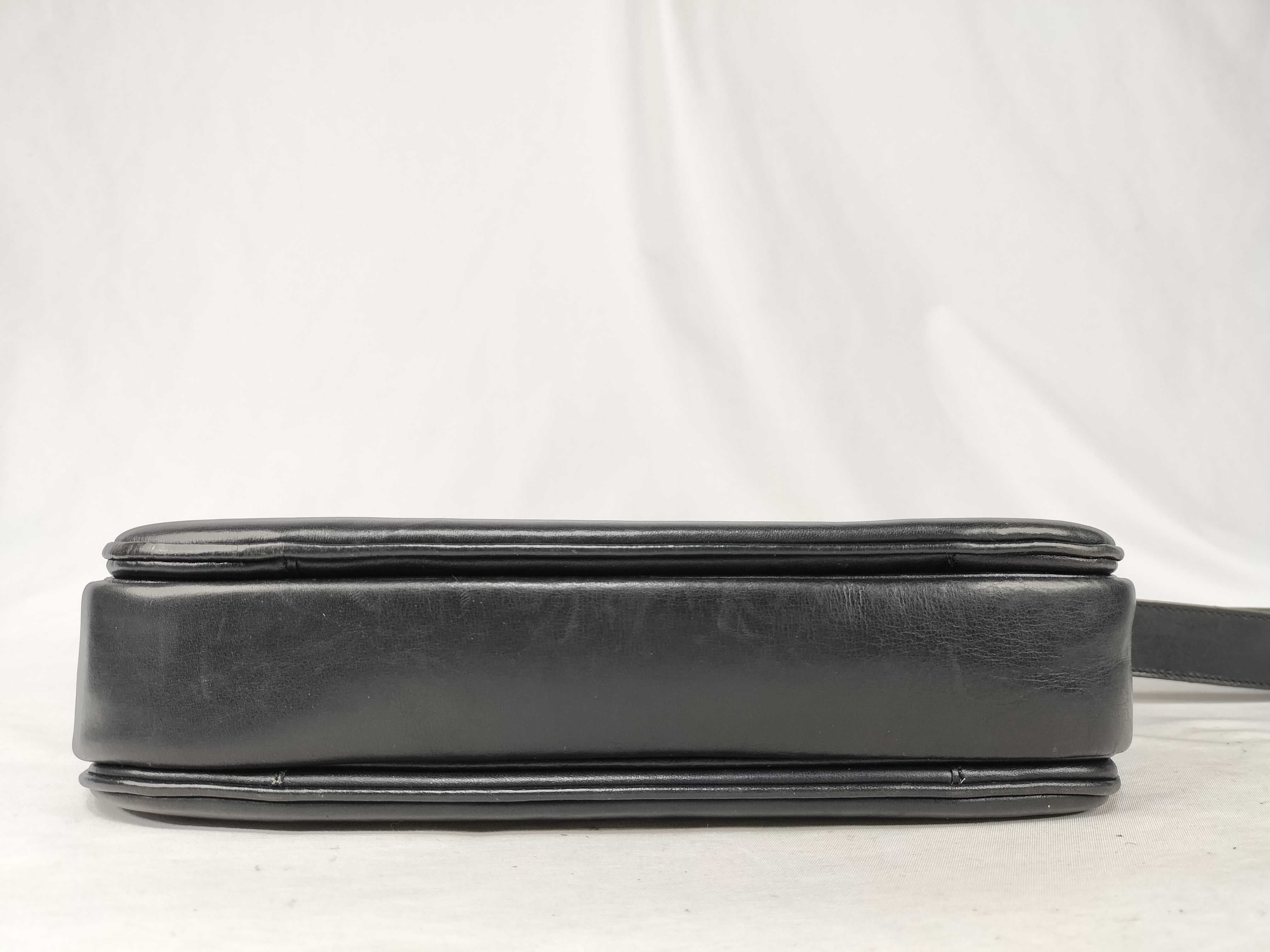 Carriage Hardware Shoulder Bag Black Leather Shoulder Bag — view 7