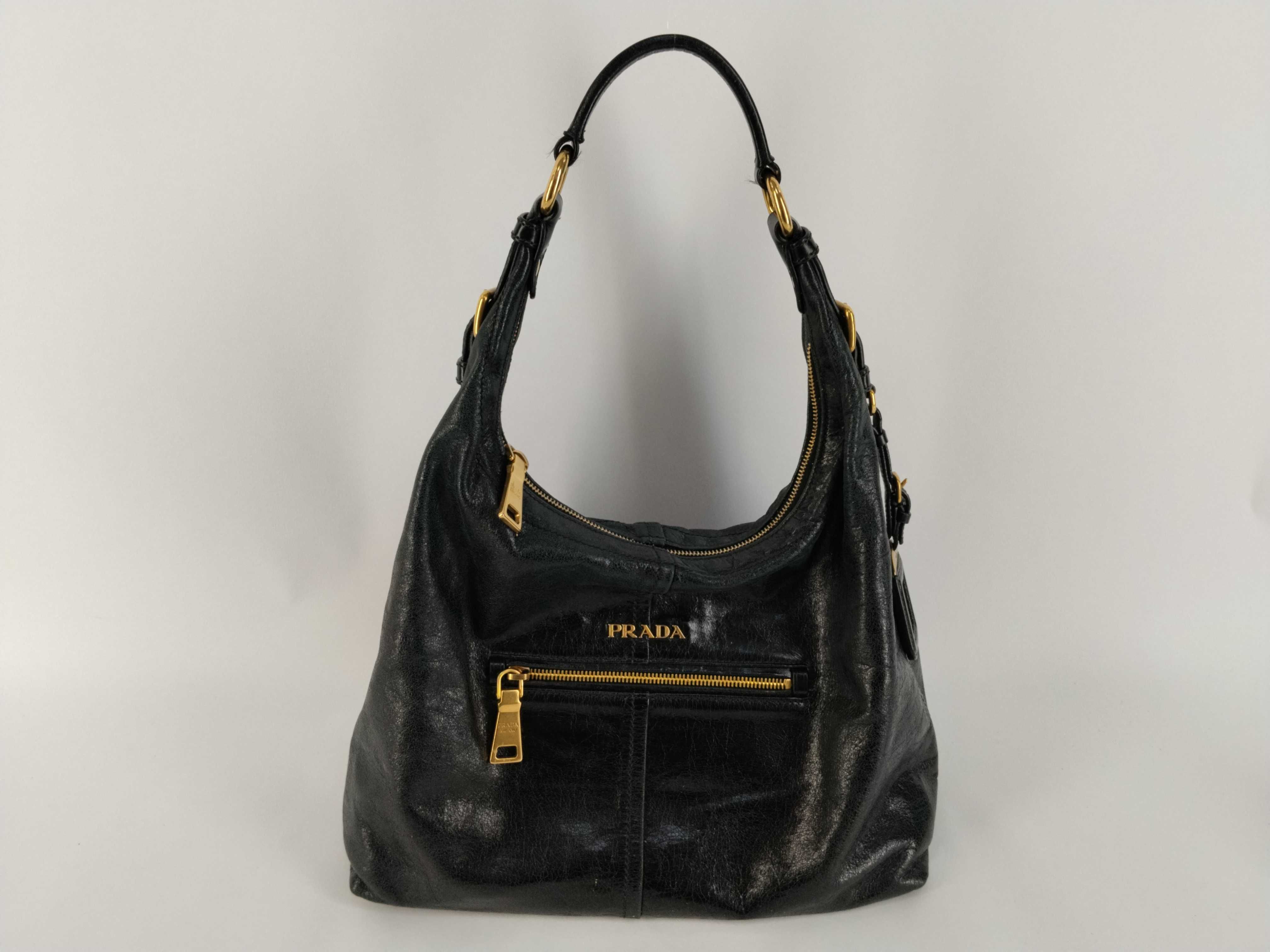 leather one-shoulder bag