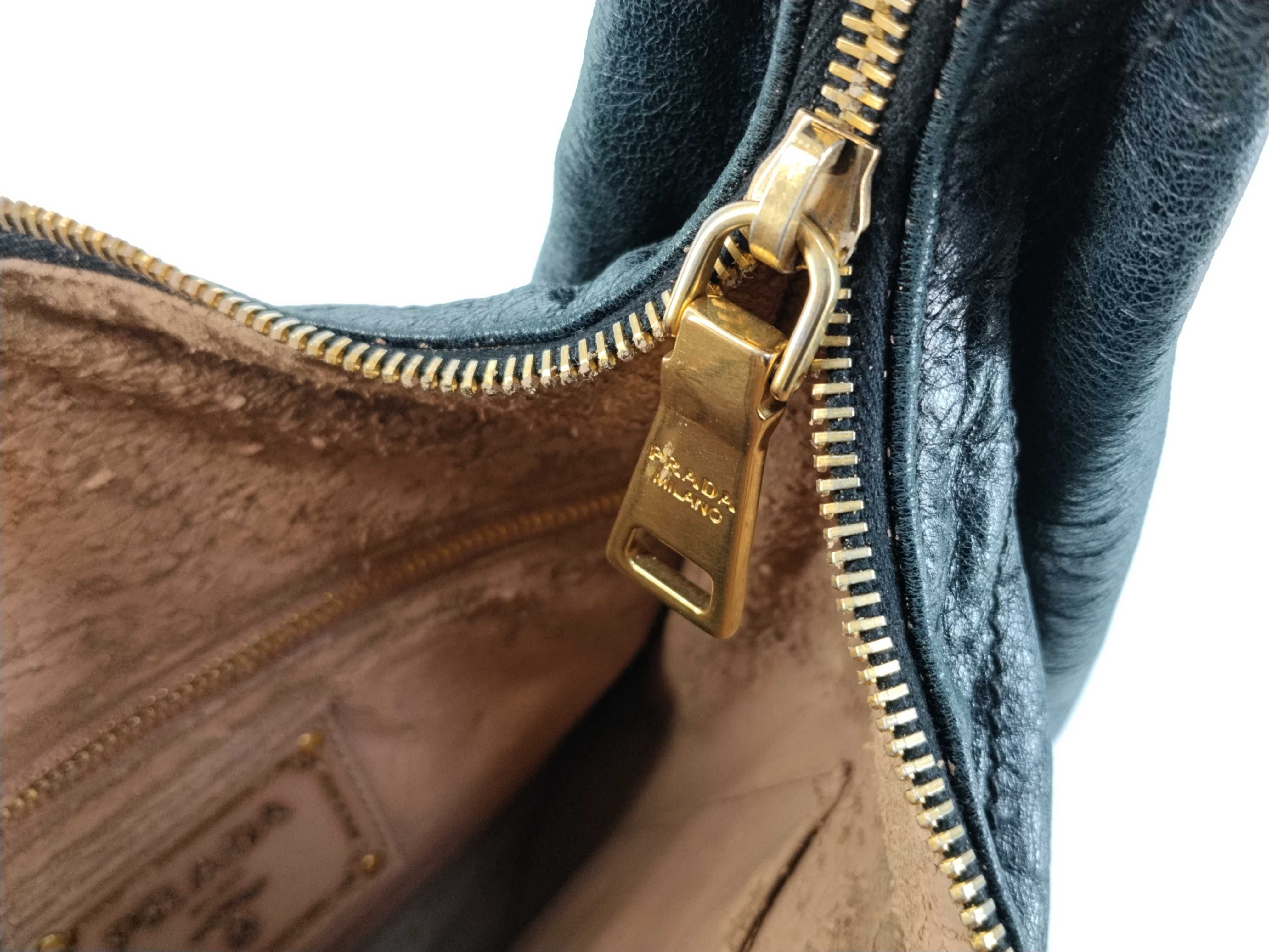 leather one-shoulder bag — view 12