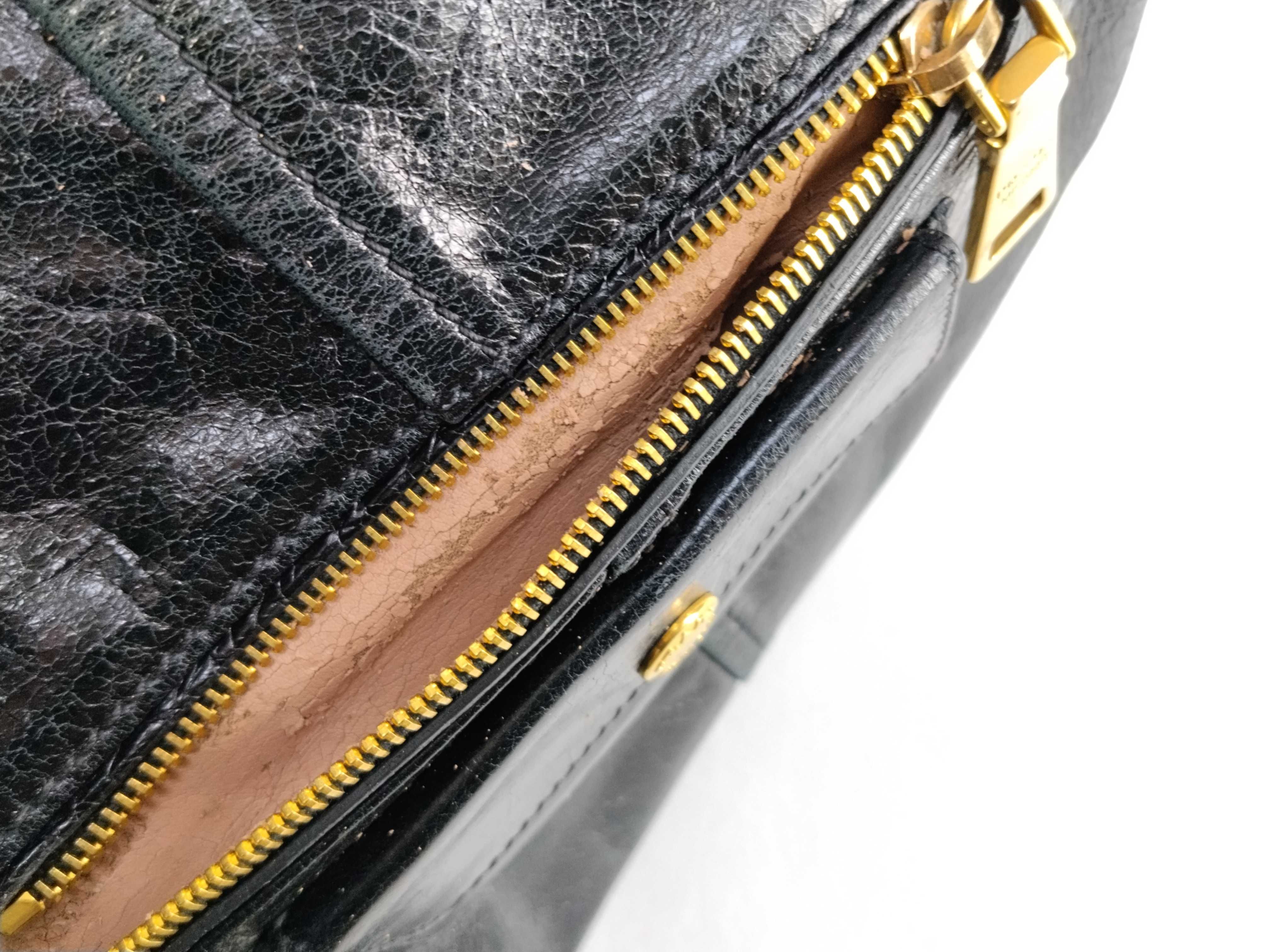 leather one-shoulder bag — view 15