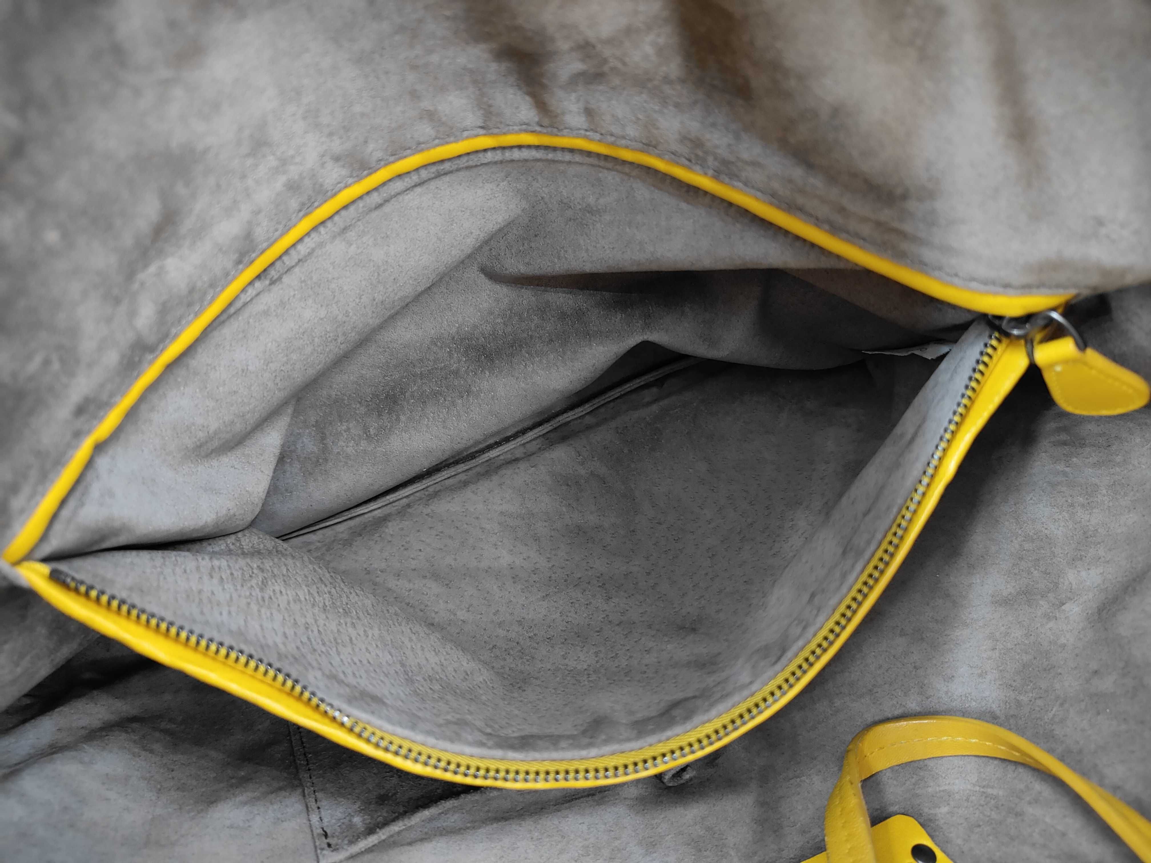 BV Intrecciato Yellow Leather Tote Bag — view 9