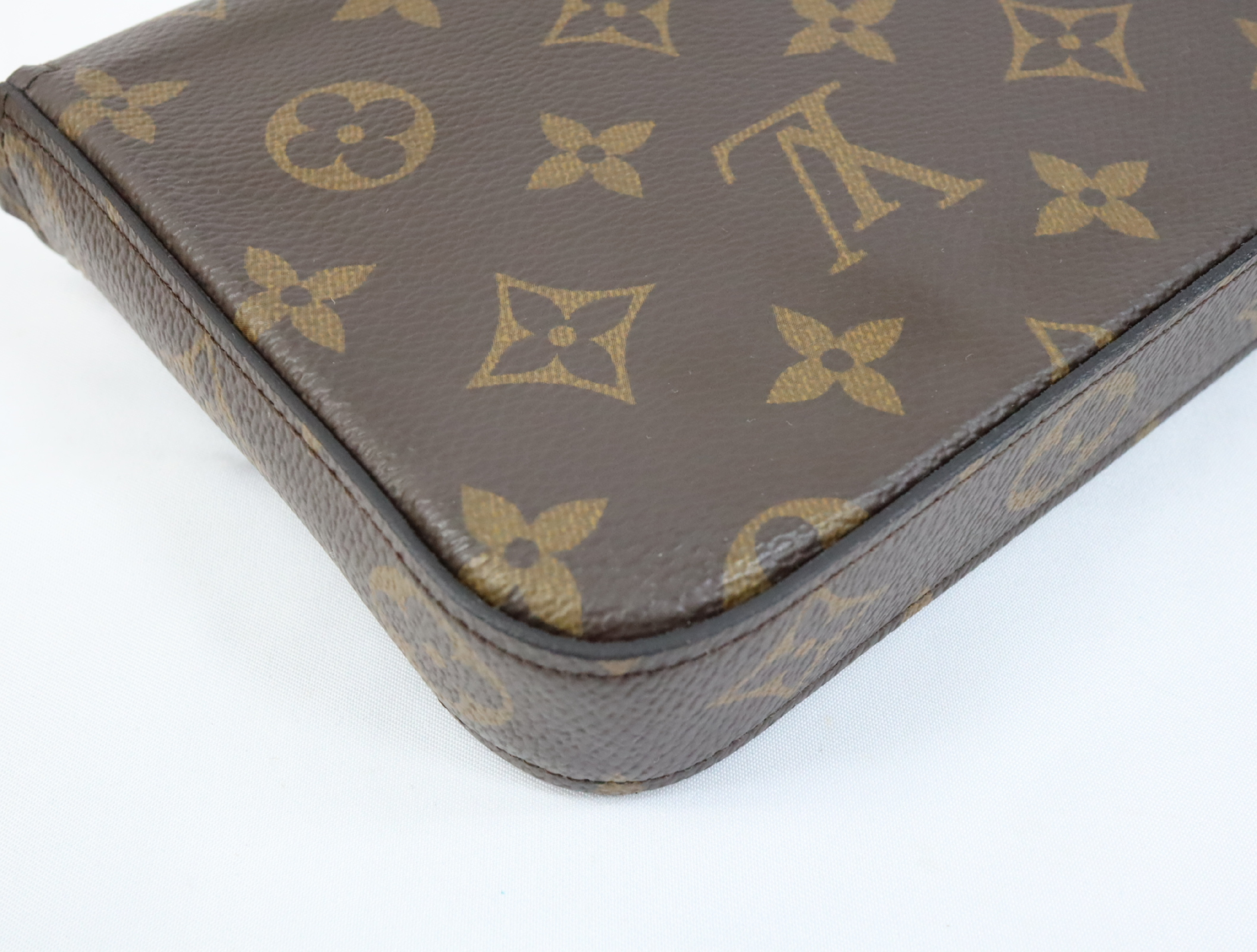 Monogram Pochette Felicie Shoulder Bag RFID detected M81896 Shoulder Bag — view 9