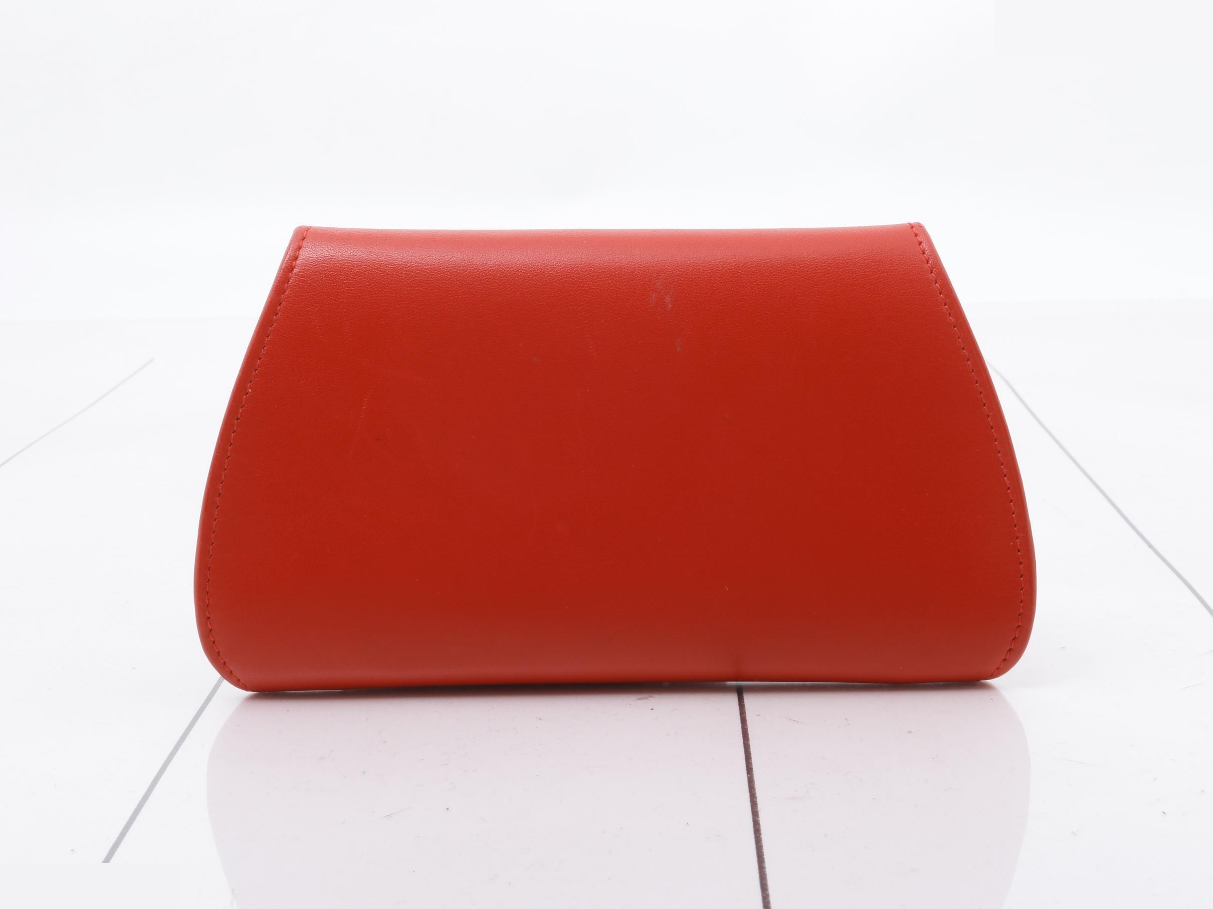 pouch — view 2