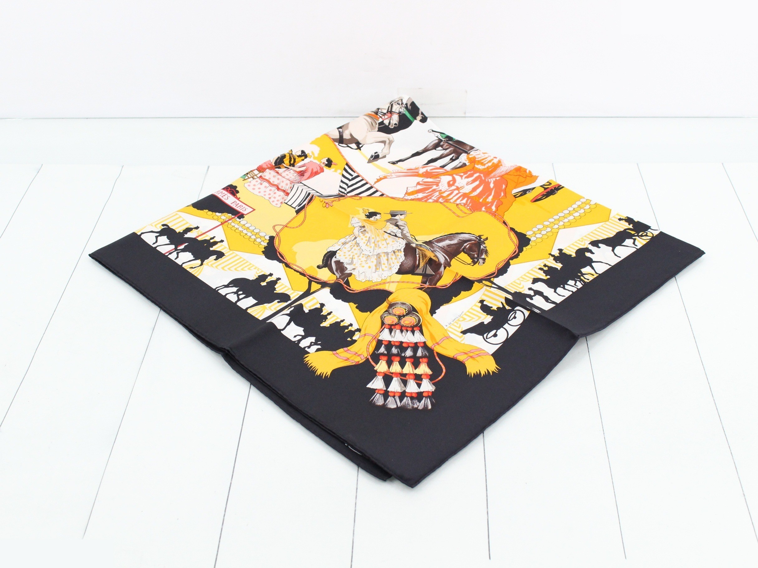 Carré 90 Seville Holiday Silk Scarf — view 2