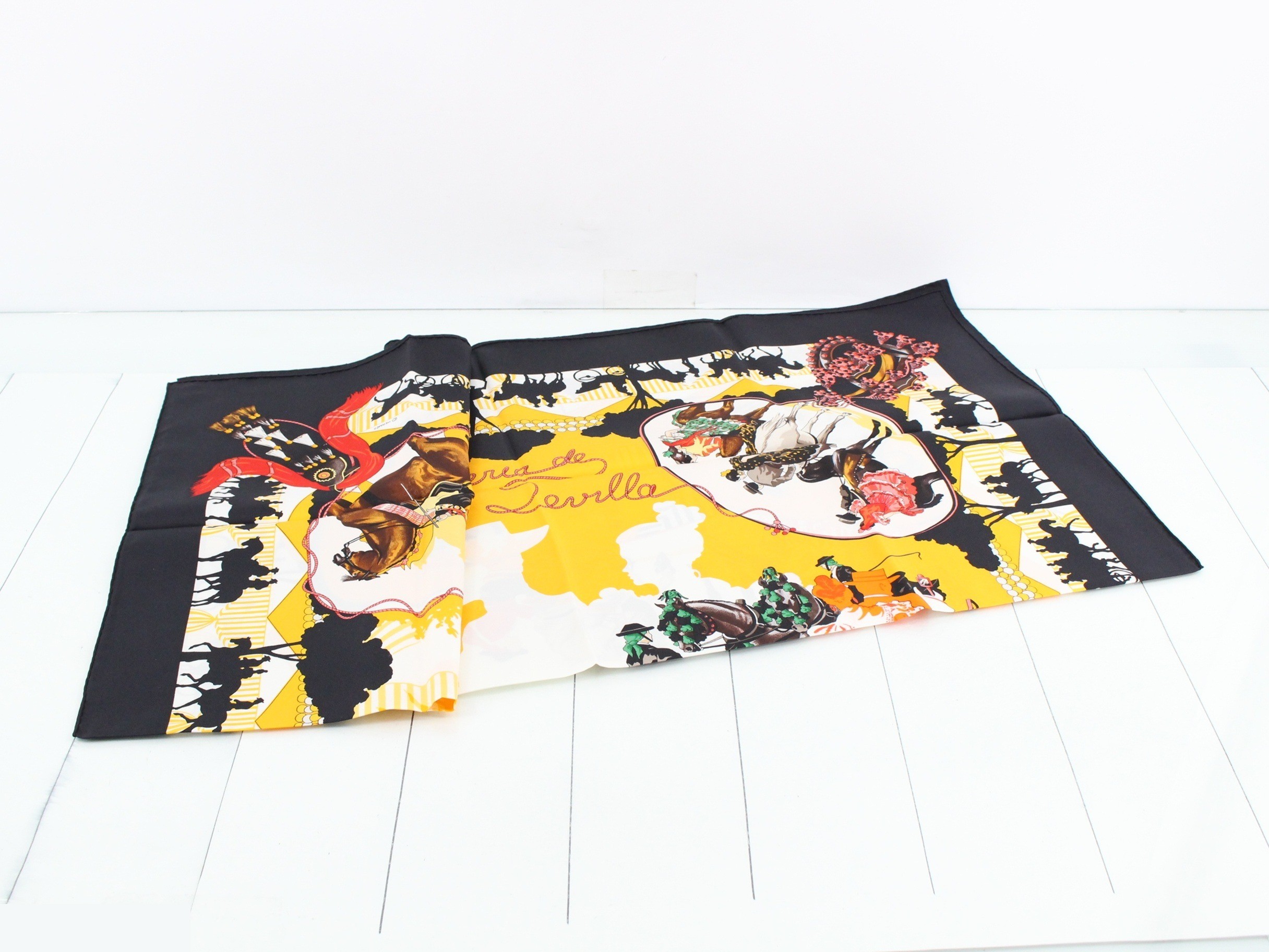Carré 90 Seville Holiday Silk Scarf — view 3