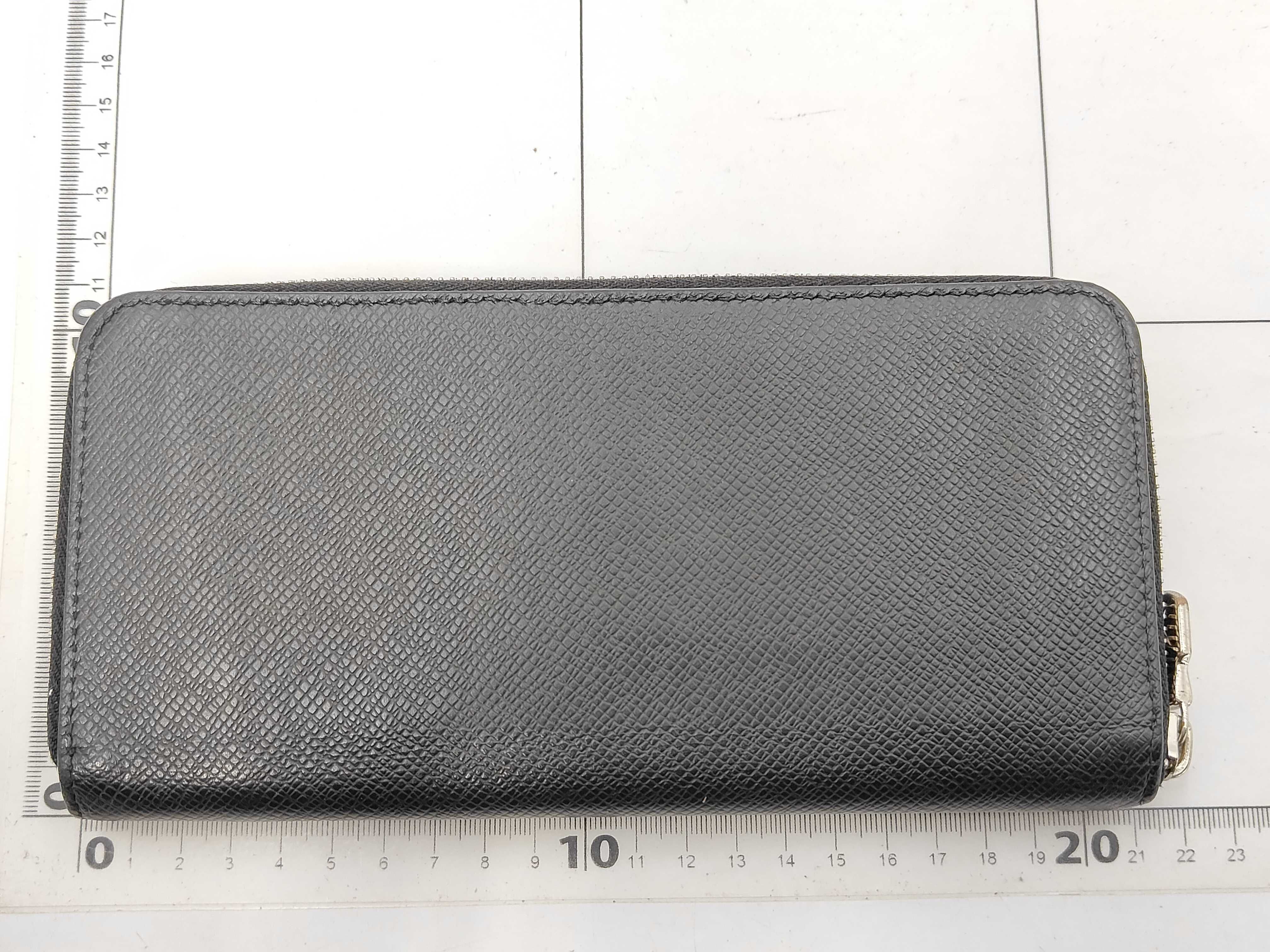 Taiga Zippy Vertical Wallet with IC Tag and Silver Hardware — view 2