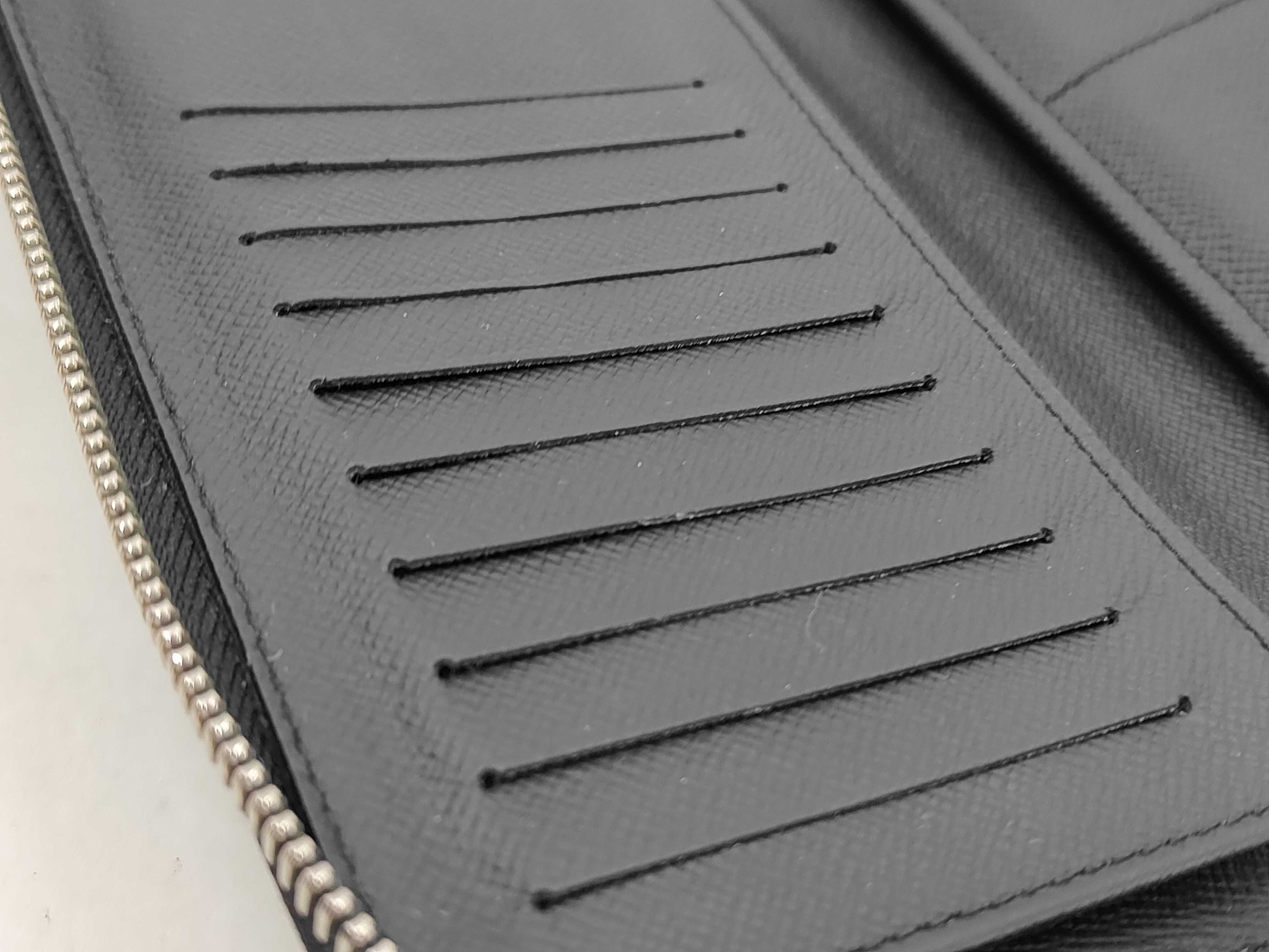 Taiga Zippy Vertical Wallet with IC Tag and Silver Hardware — view 7