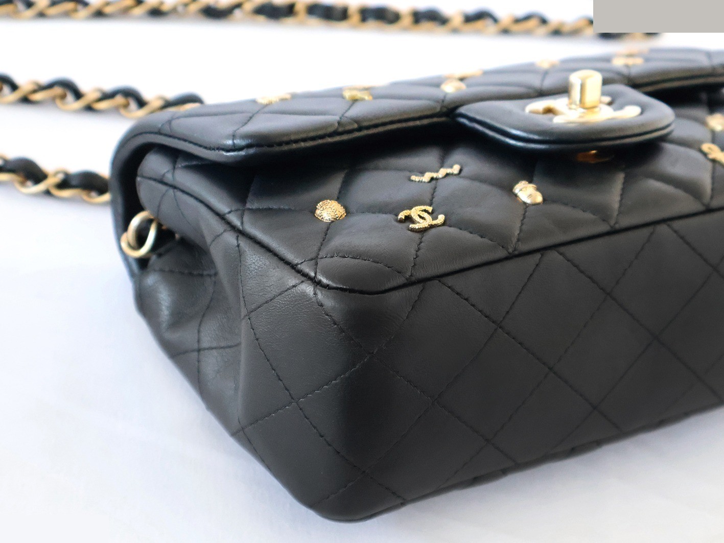 Mini Matelassé 20 Egypt Lambskin Chain Shoulder Bag, Black — view 4