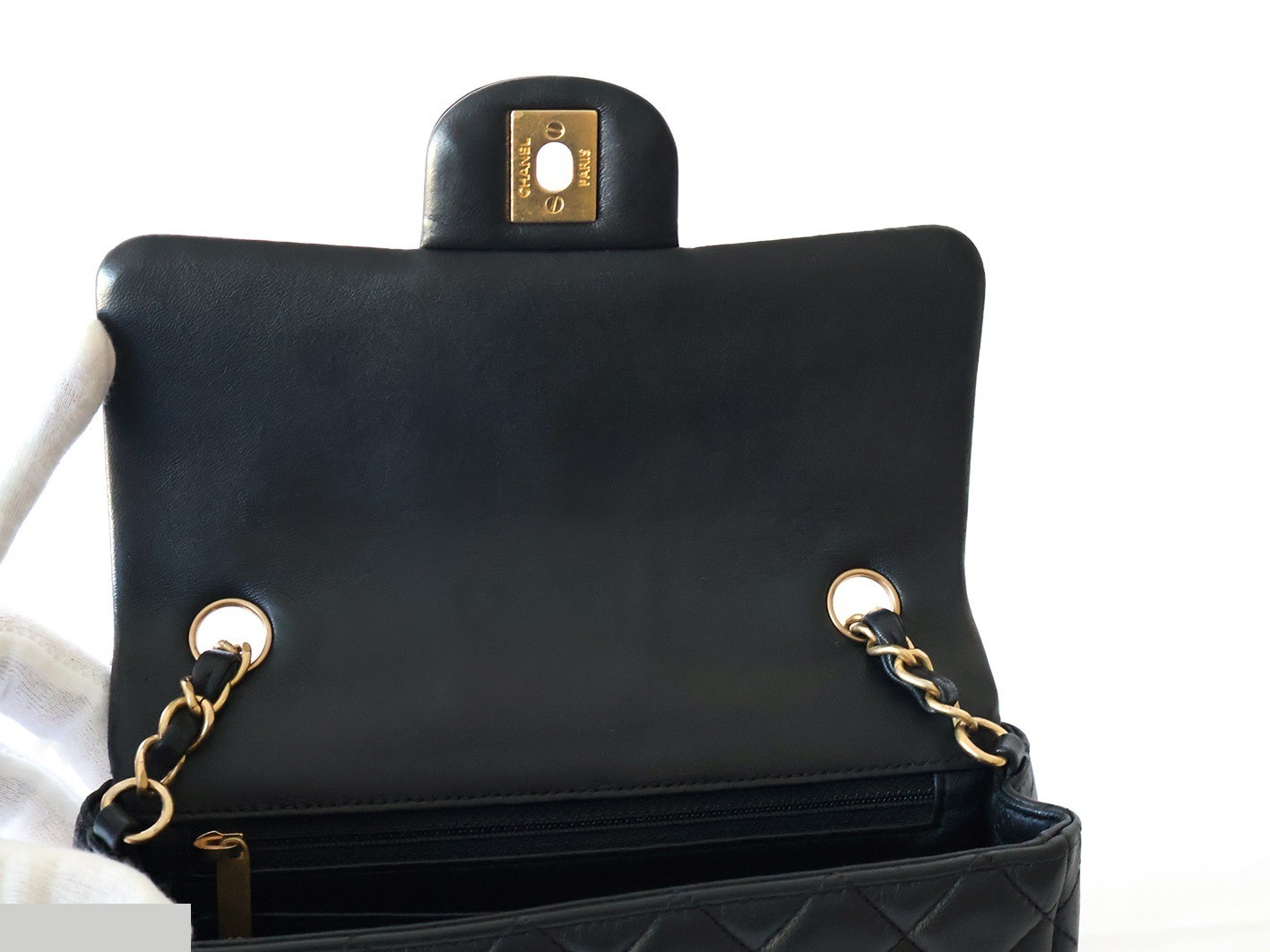Mini Matelassé 20 Egypt Lambskin Chain Shoulder Bag, Black — view 10