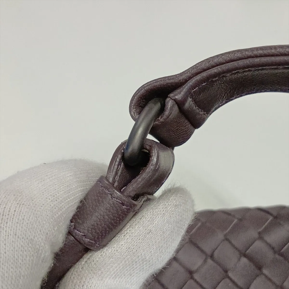 Intrecciato Campana Leather Shoulder Bag, Brown, with Mirror — view 11