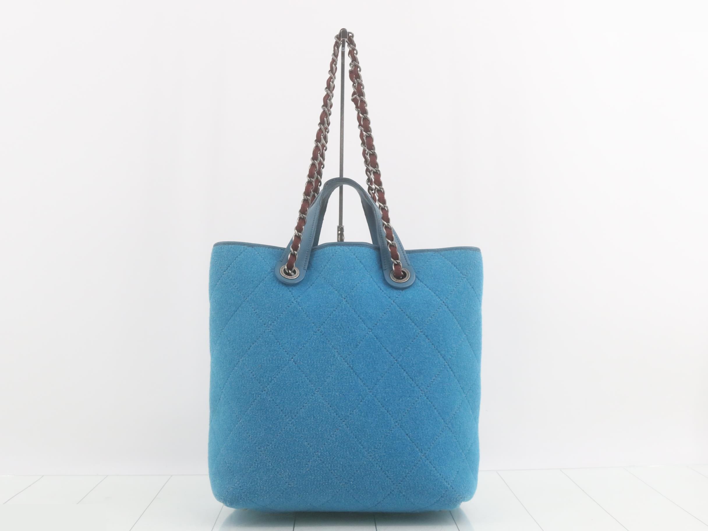 Matelassé Coco Mark Charm 2-Way Bag Handbag — view 2