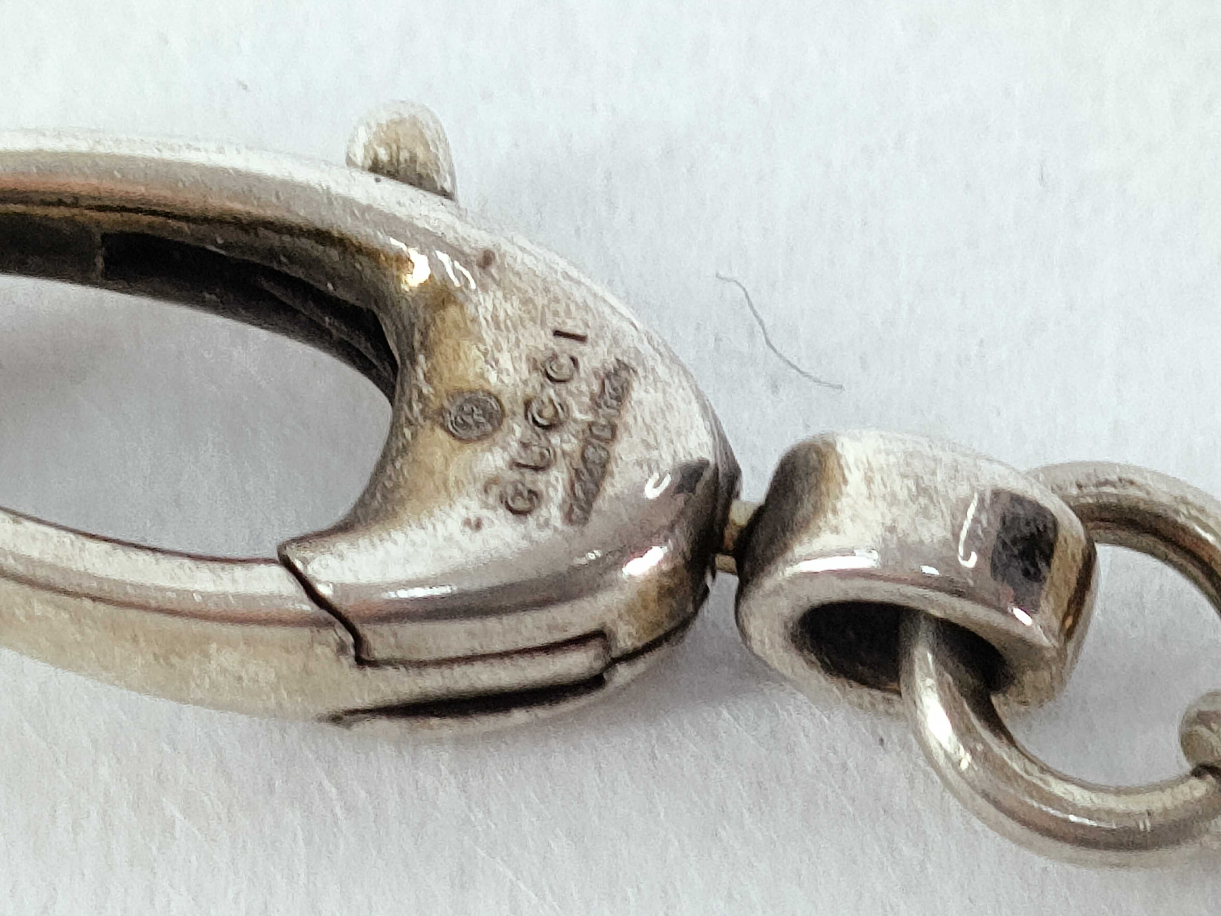 SV925 Double G Arabesque Key Necklace — view 4