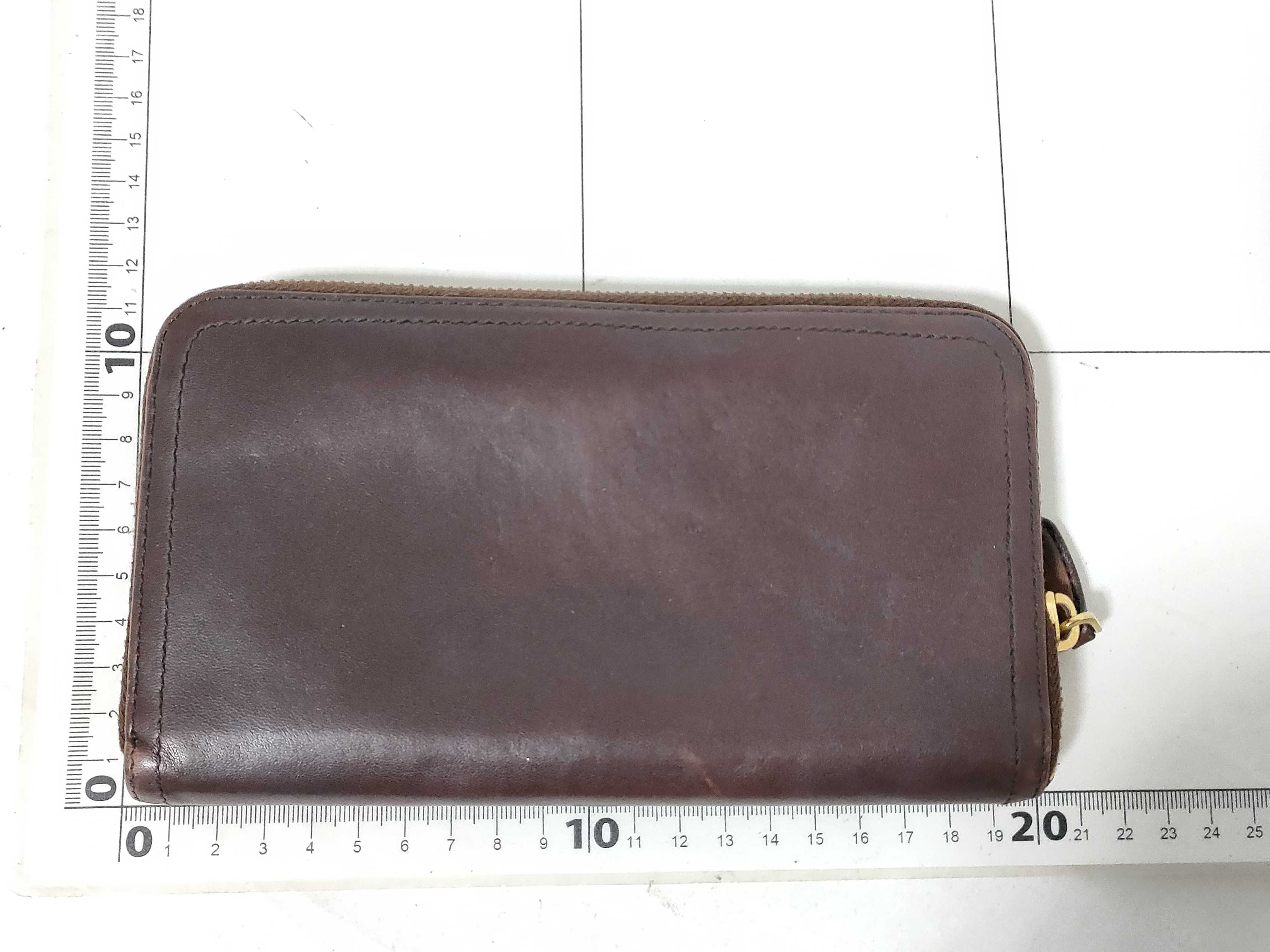 wallet — view 2
