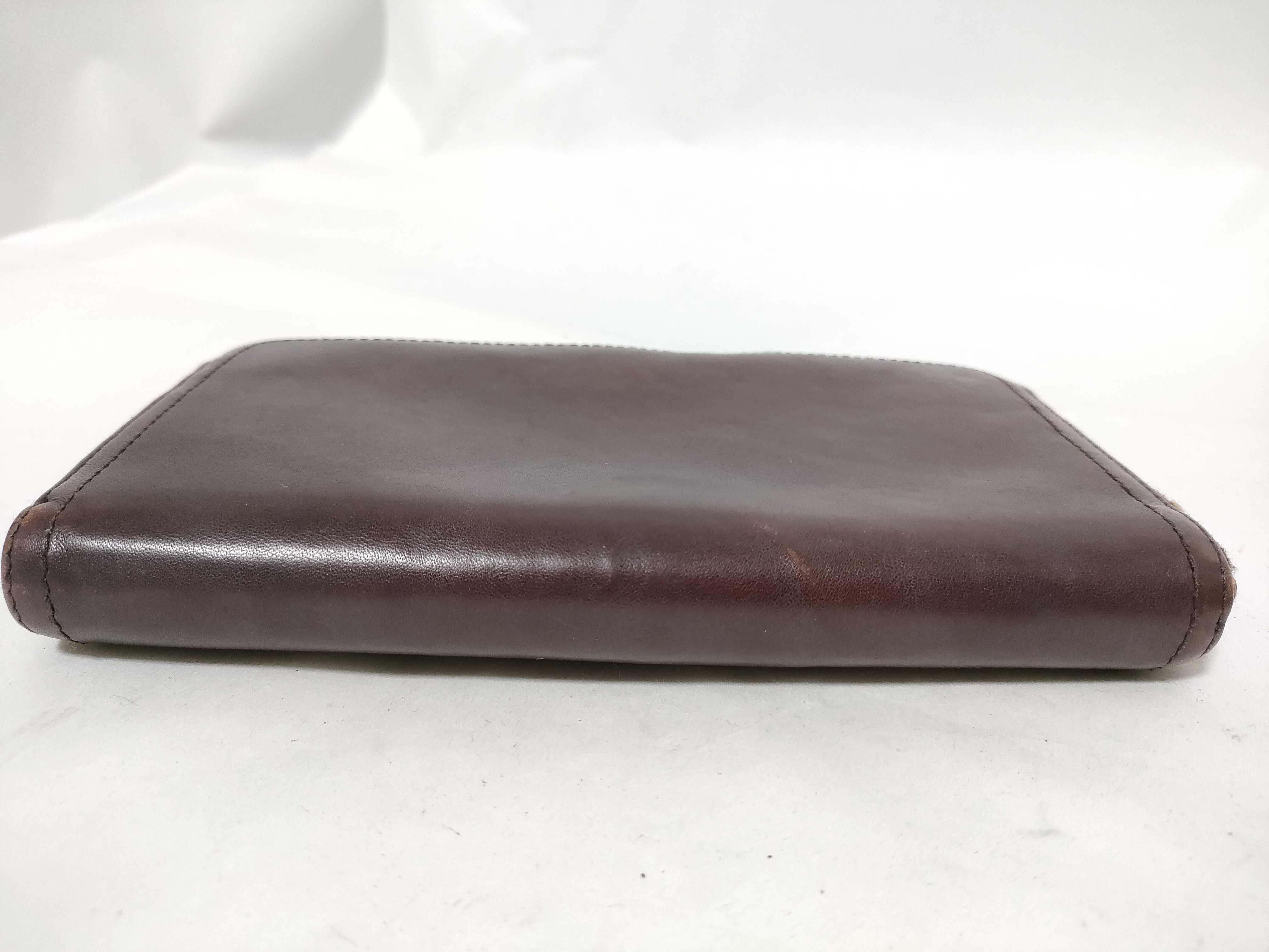 wallet — view 4