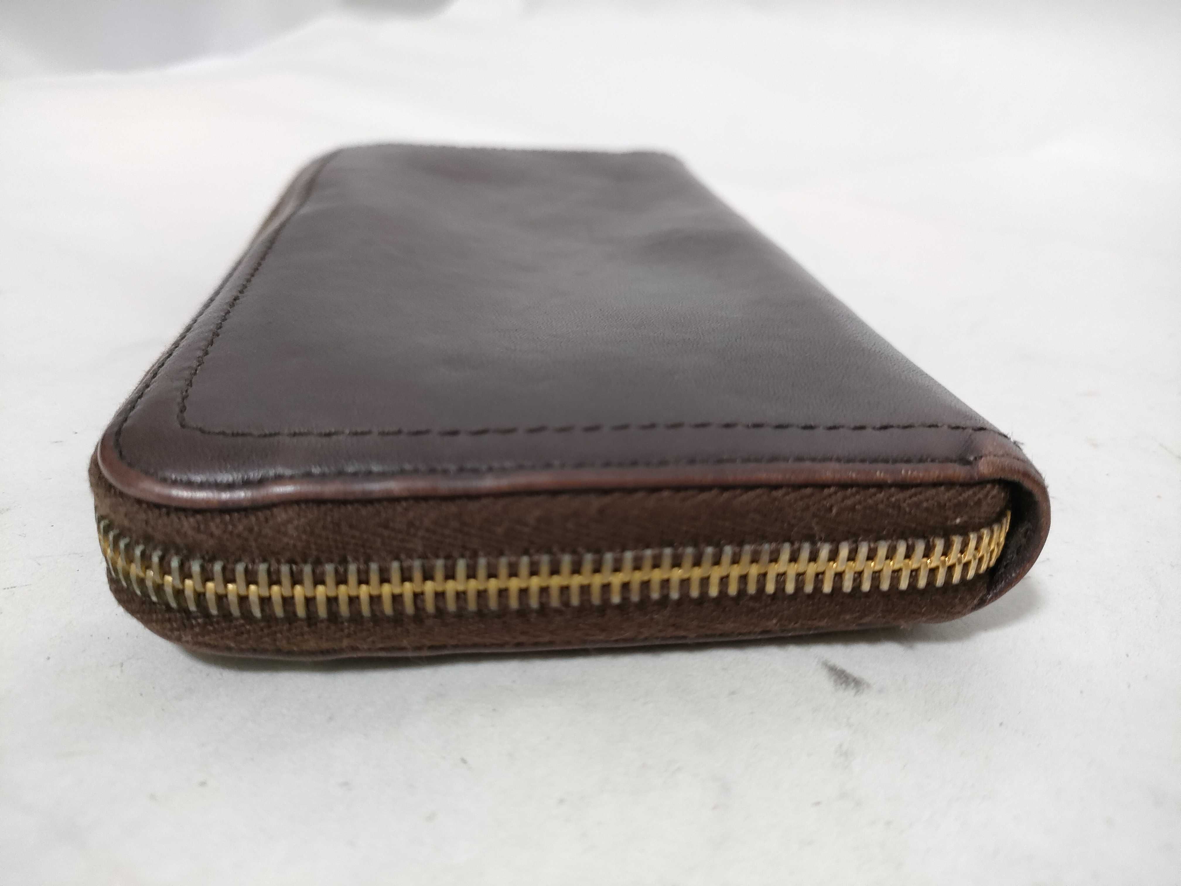 wallet — view 5