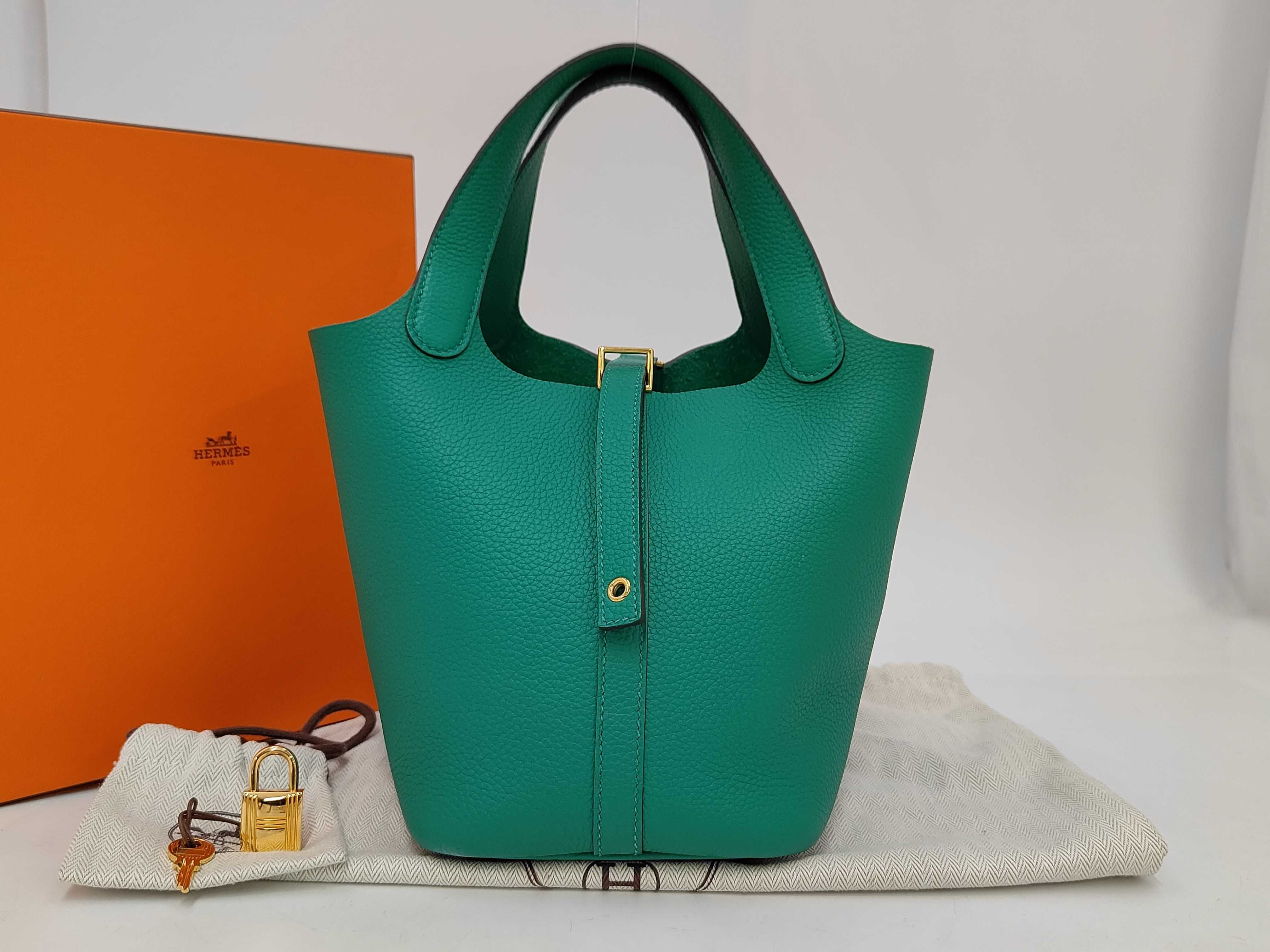 Picotin Lock 18 Green Gold Hardware U Stamp Handbag